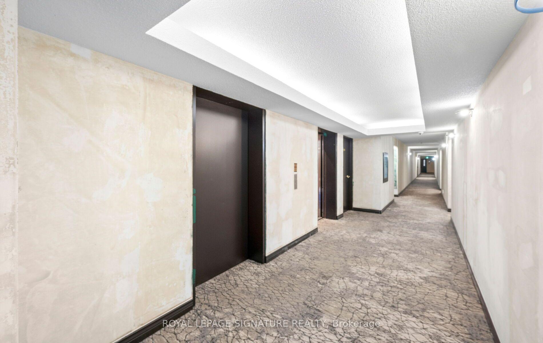 Photo 4 of Unit 202, 175 Cedar Avenue, Richmond Hill, Harding — HOMEH
