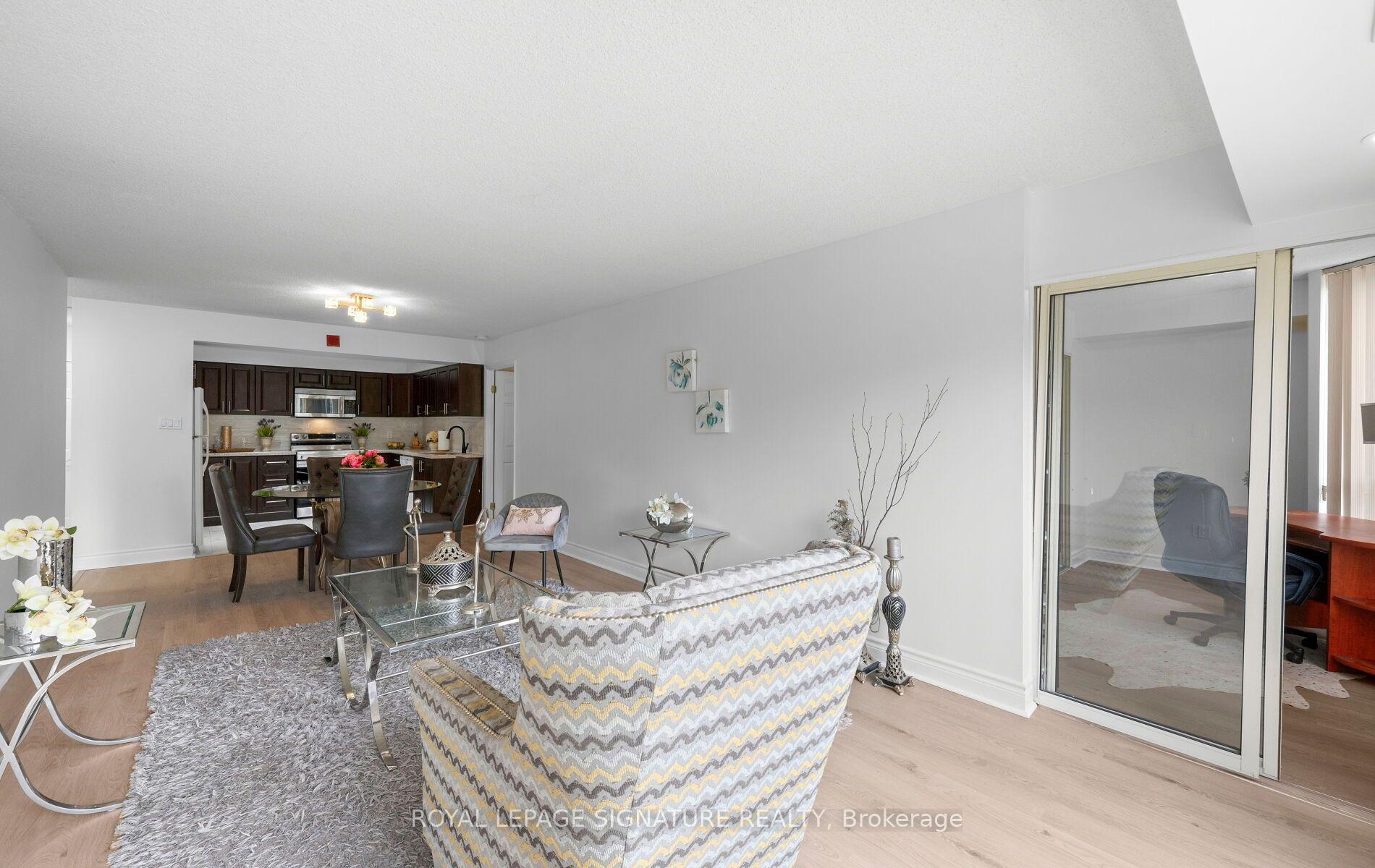 Photo 8 of Unit 202, 175 Cedar Avenue, Richmond Hill, Harding — HOMEH