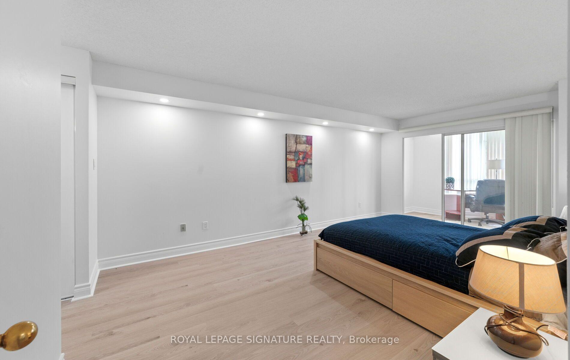 Photo 18 of Unit 202, 175 Cedar Avenue, Richmond Hill, Harding — HOMEH