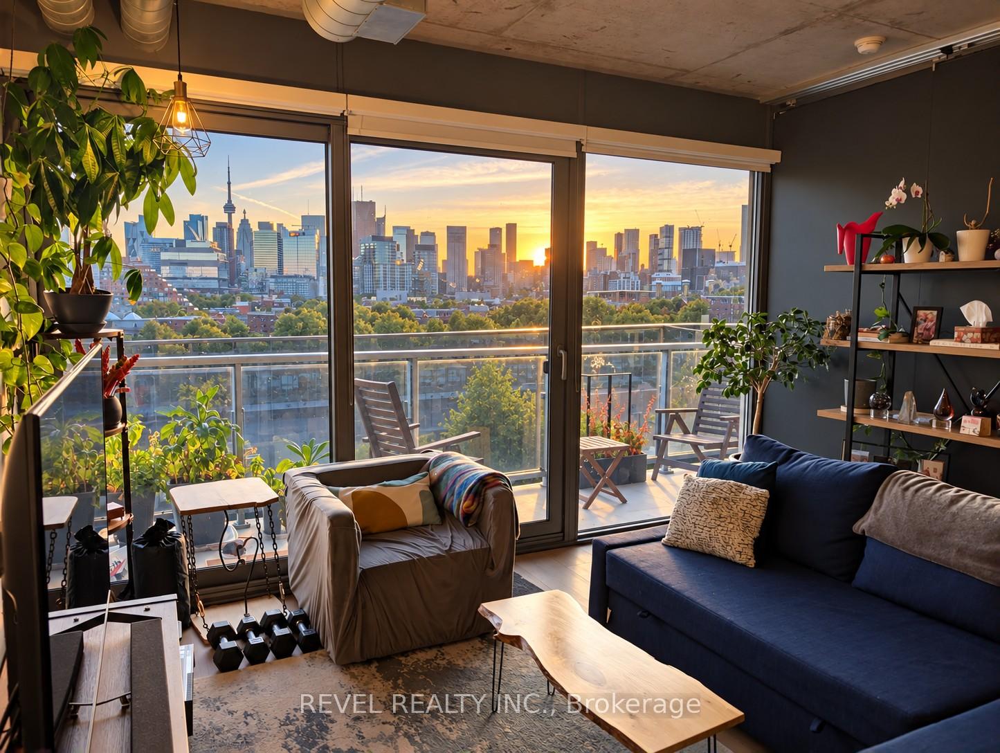 Photo 5 of Unit 809, 32 Trolley Crescent, Toronto, Moss Park — HOMEH