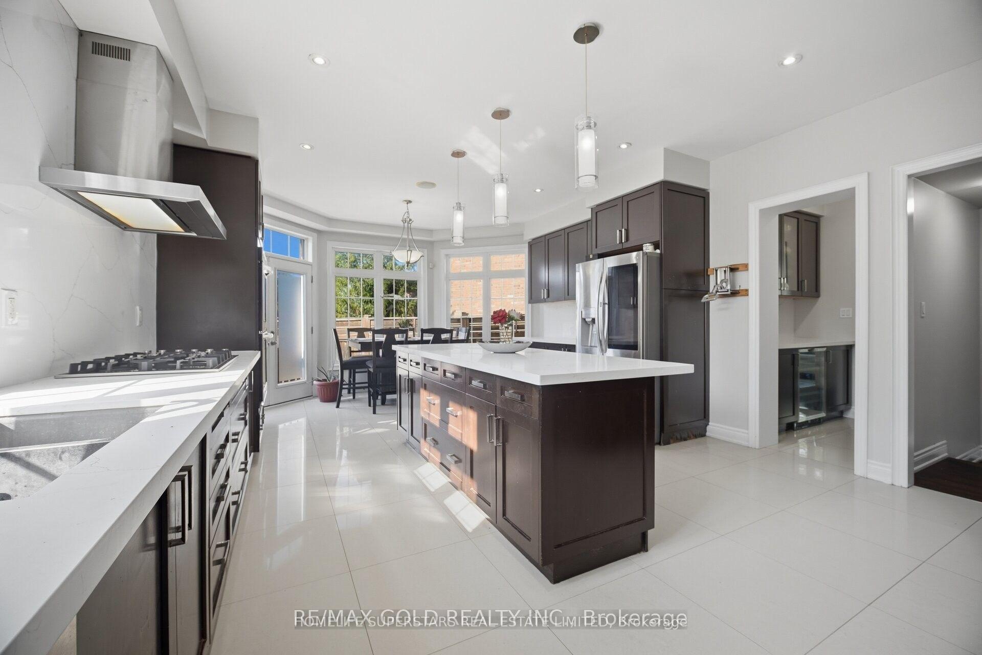 Photo 11 of 14 Ayrshire Court, Brampton, Snelgrove — HOMEH