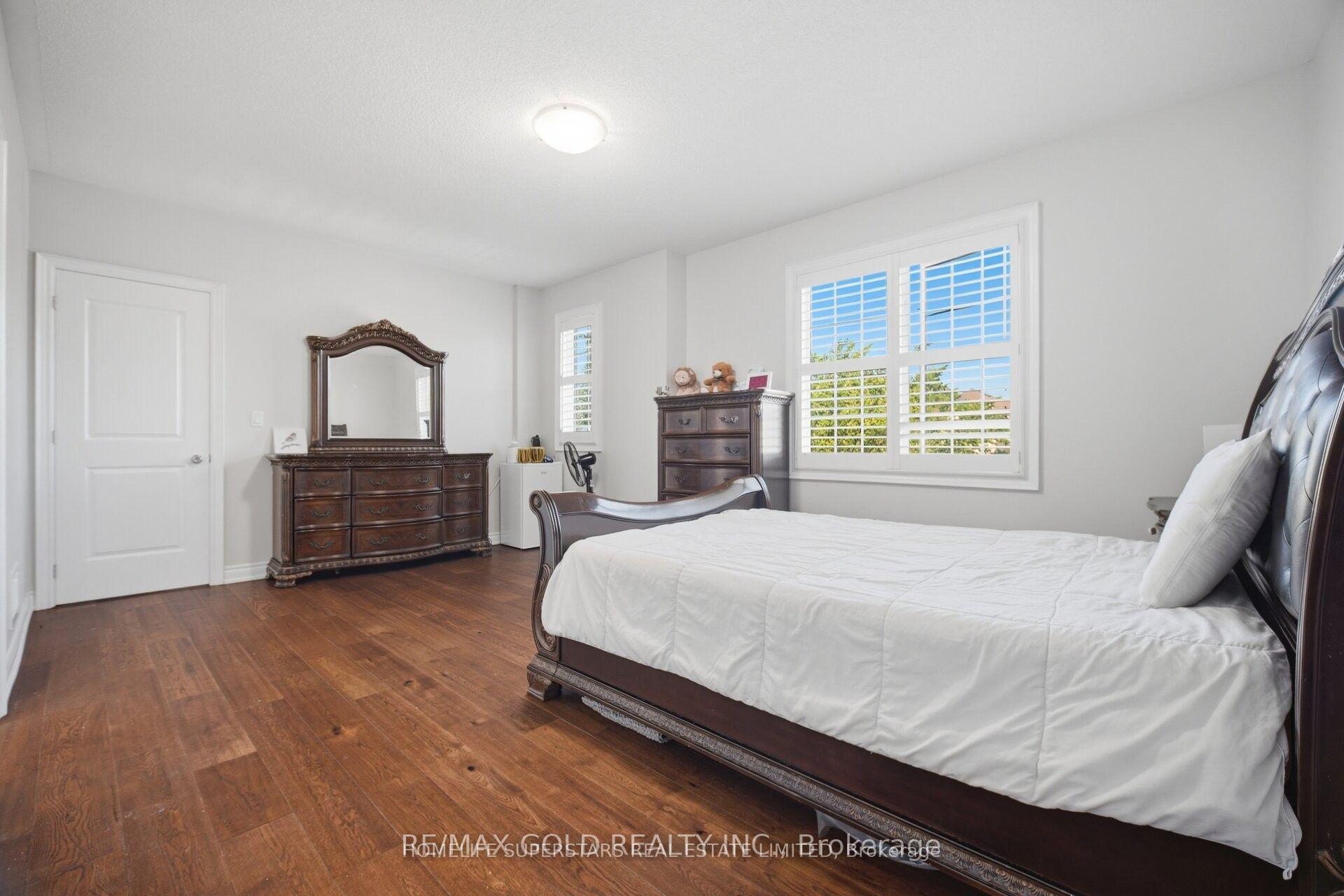 Photo 19 of 14 Ayrshire Court, Brampton, Snelgrove — HOMEH