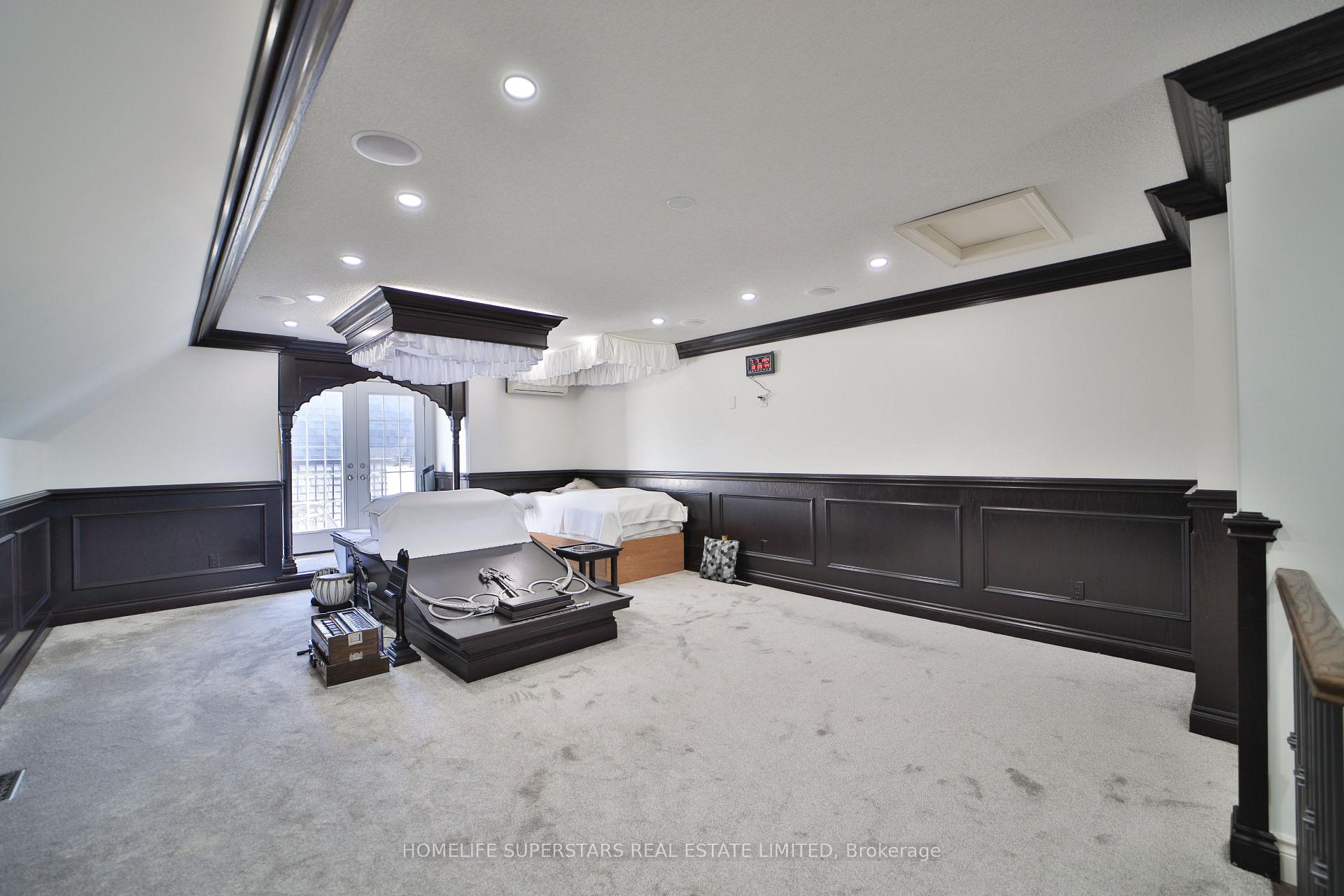 Photo 24 of 14 Ayrshire Court, Brampton, Snelgrove — HOMEH