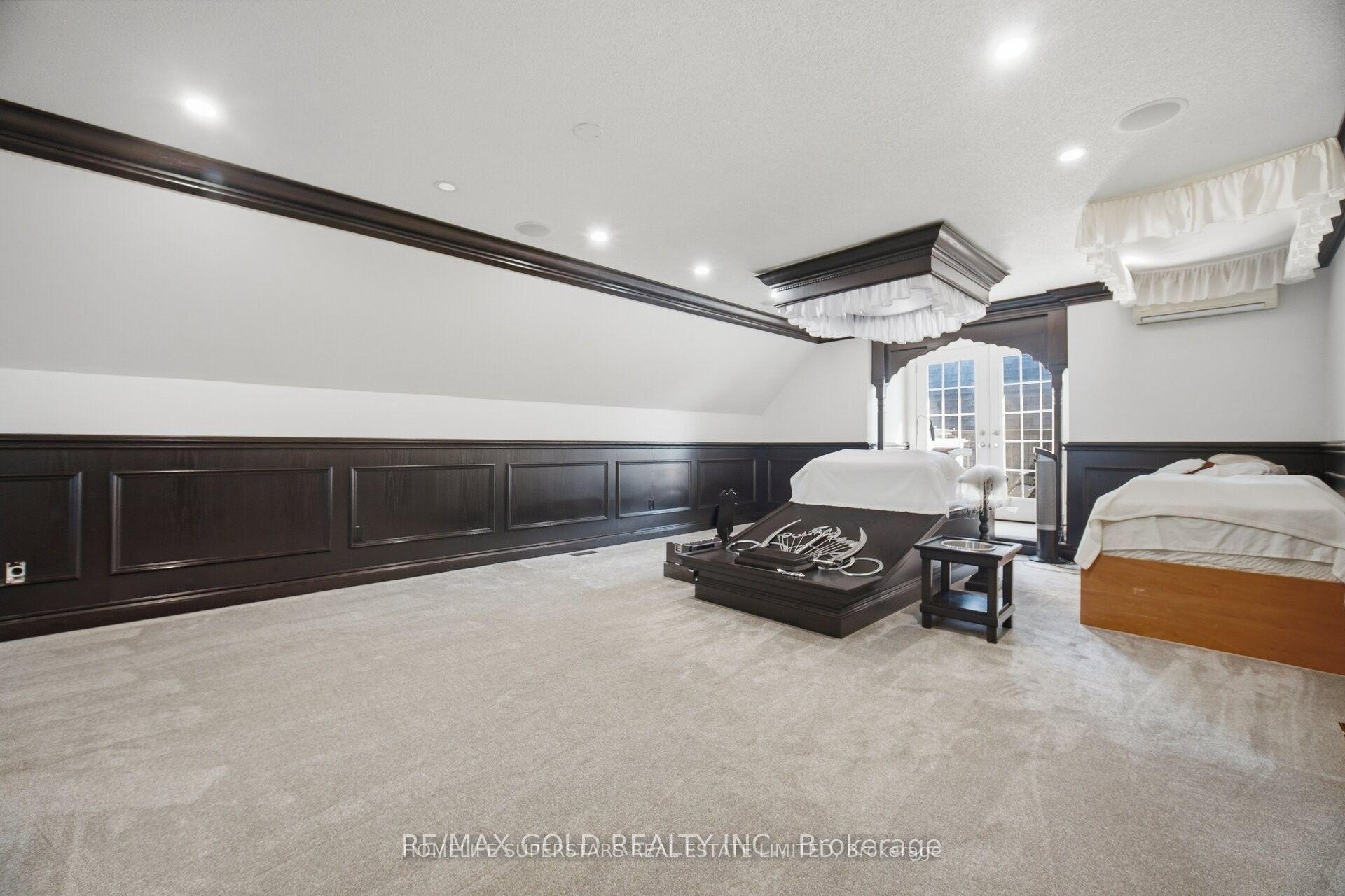 Photo 25 of 14 Ayrshire Court, Brampton, Snelgrove — HOMEH