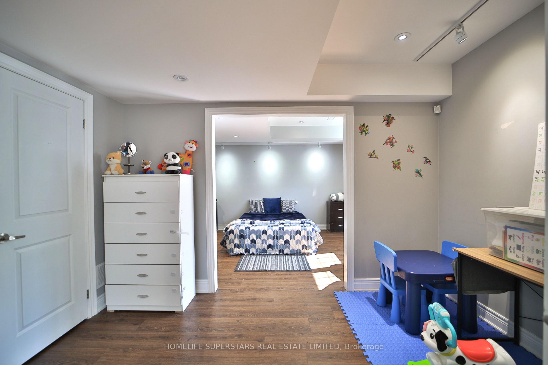 Photo 30 of 14 Ayrshire Court, Brampton, Snelgrove — HOMEH
