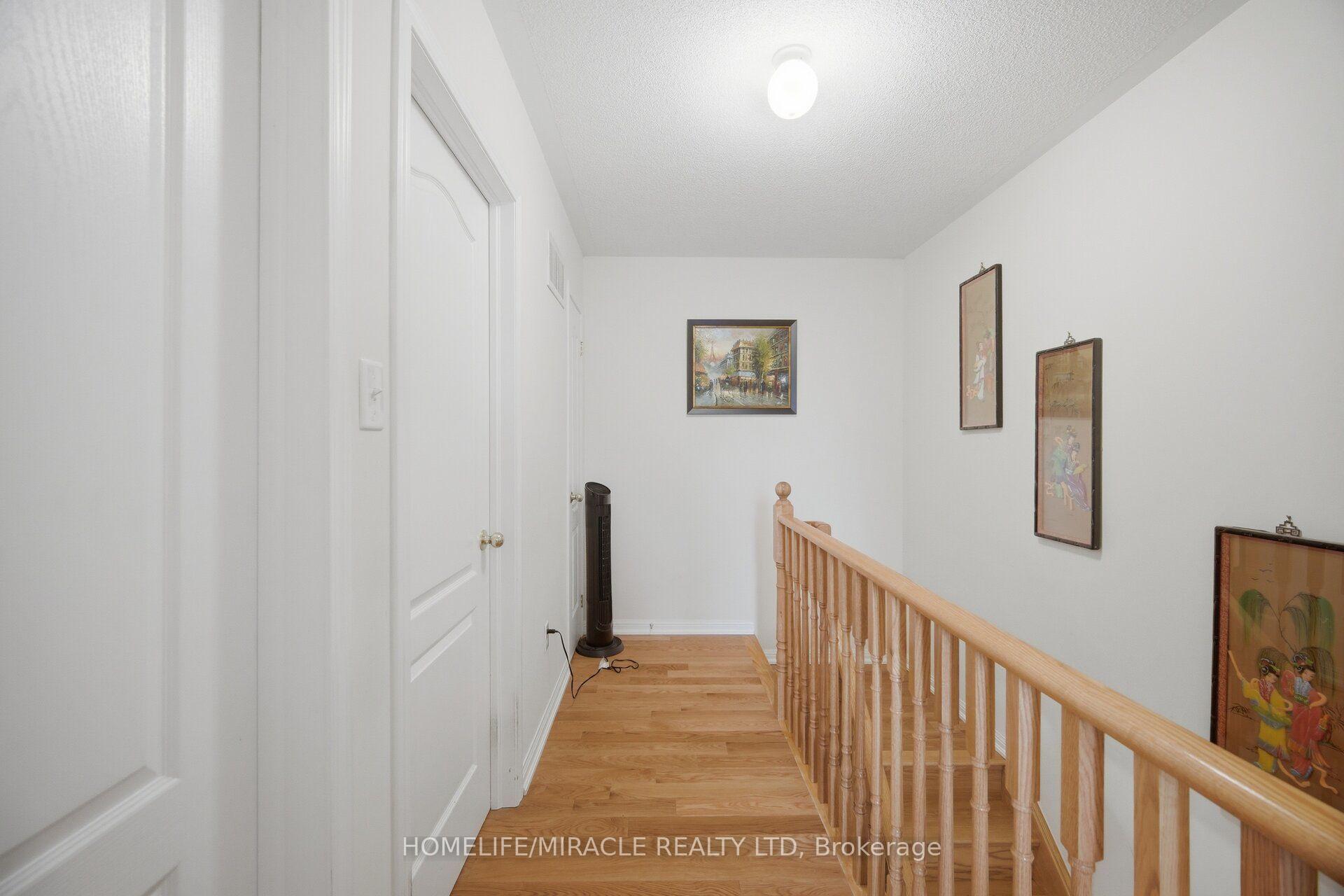 Photo 17 of 6 Barkdale Way, Whitby, Pringle Creek — HOMEH
