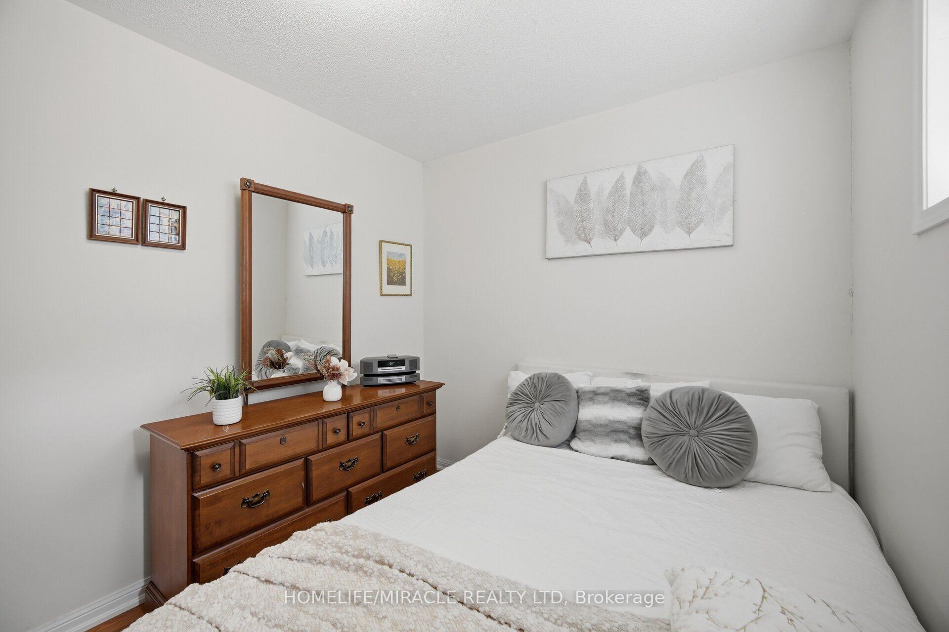 Photo 22 of 6 Barkdale Way, Whitby, Pringle Creek — HOMEH