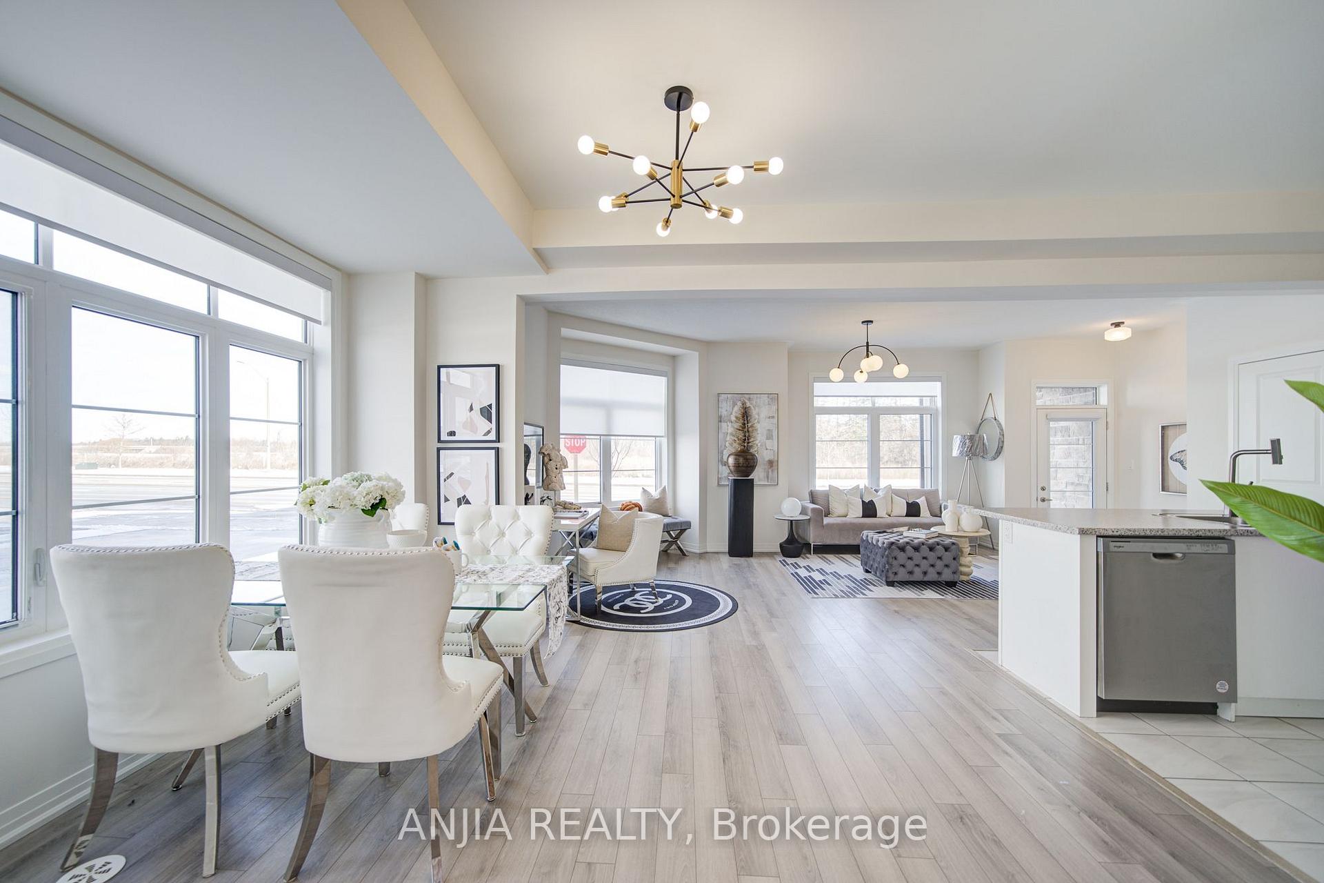 Photo 5 of 111 Carneros Way, Markham, Cedar Grove — HOMEH