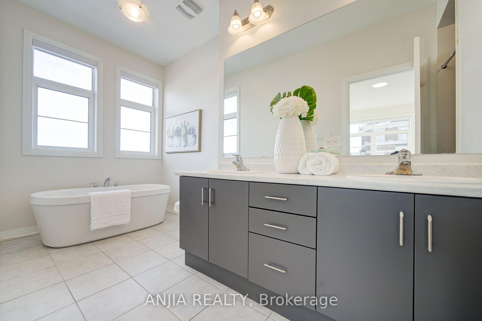 Photo 26 of 111 Carneros Way, Markham, Cedar Grove — HOMEH