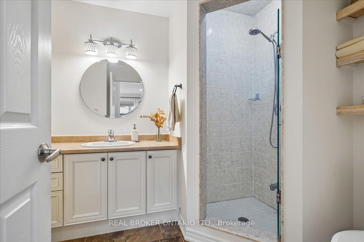 Photo 15 of 90 Erskine Drive, Clarington, Newcastle — HOMEH