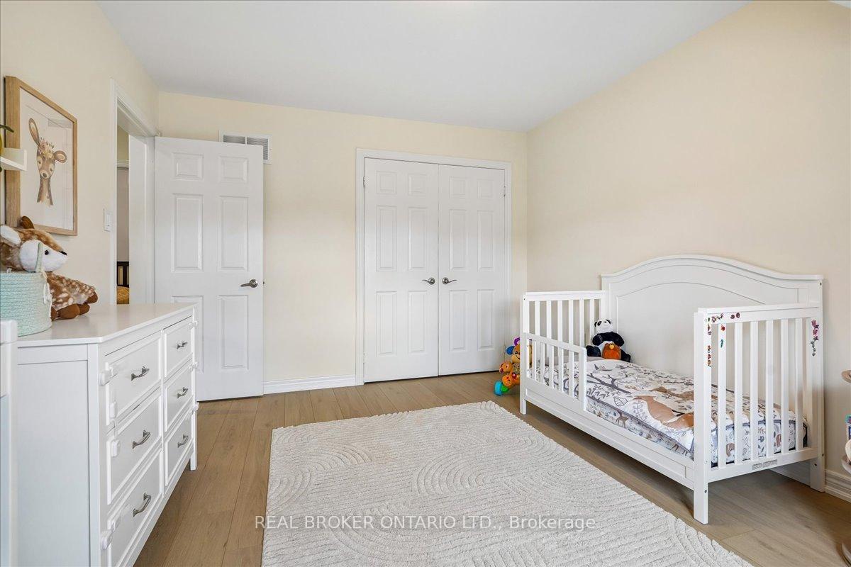 Photo 21 of 90 Erskine Drive, Clarington, Newcastle — HOMEH