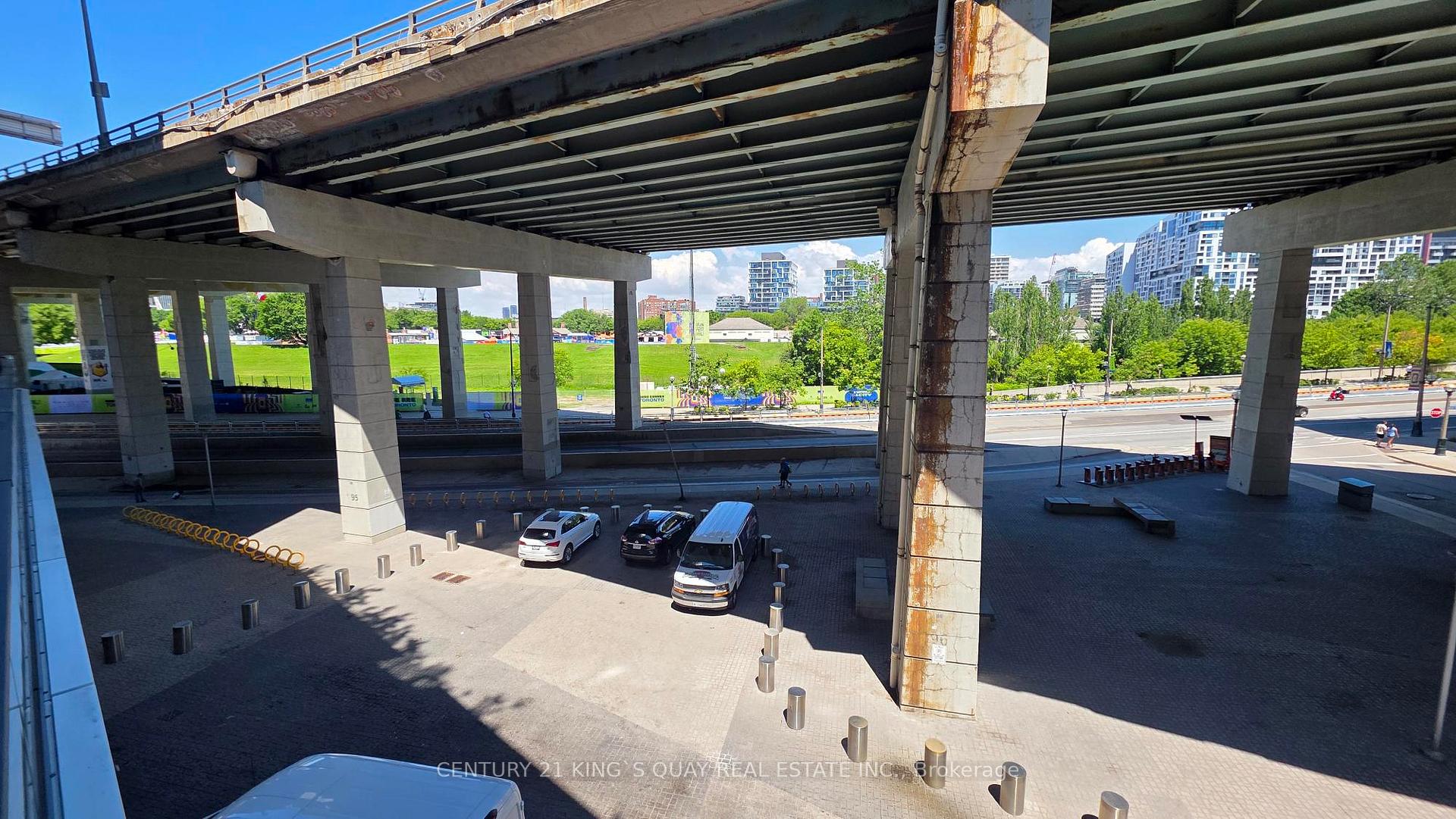 Photo 12 of Unit 310, 50 Bruyeres Mews, Toronto, Waterfront Communities — HOMEH