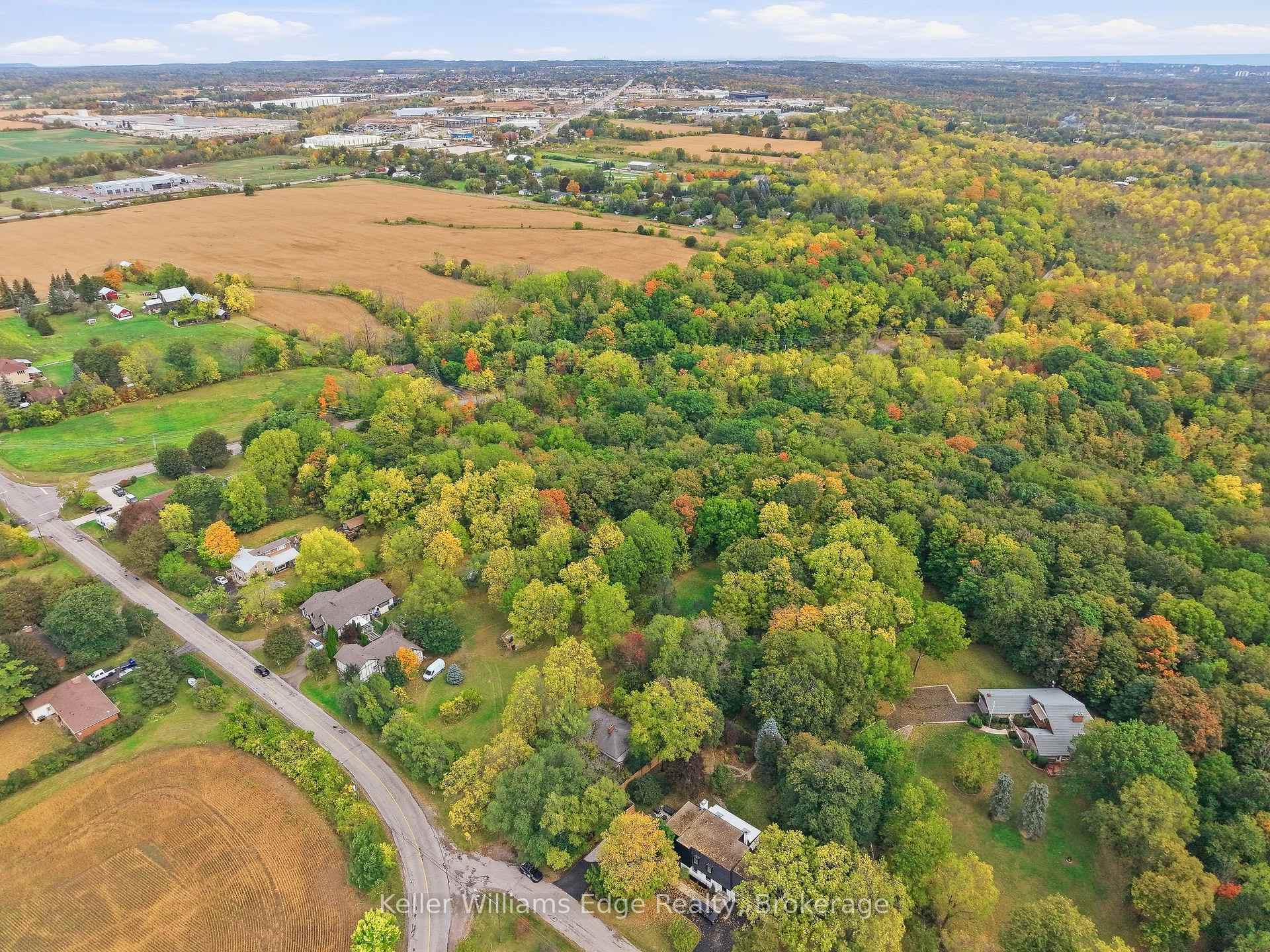 Photo 12 of 402 Rock Chapel Road, Hamilton, Rural Flamborough — HOMEH