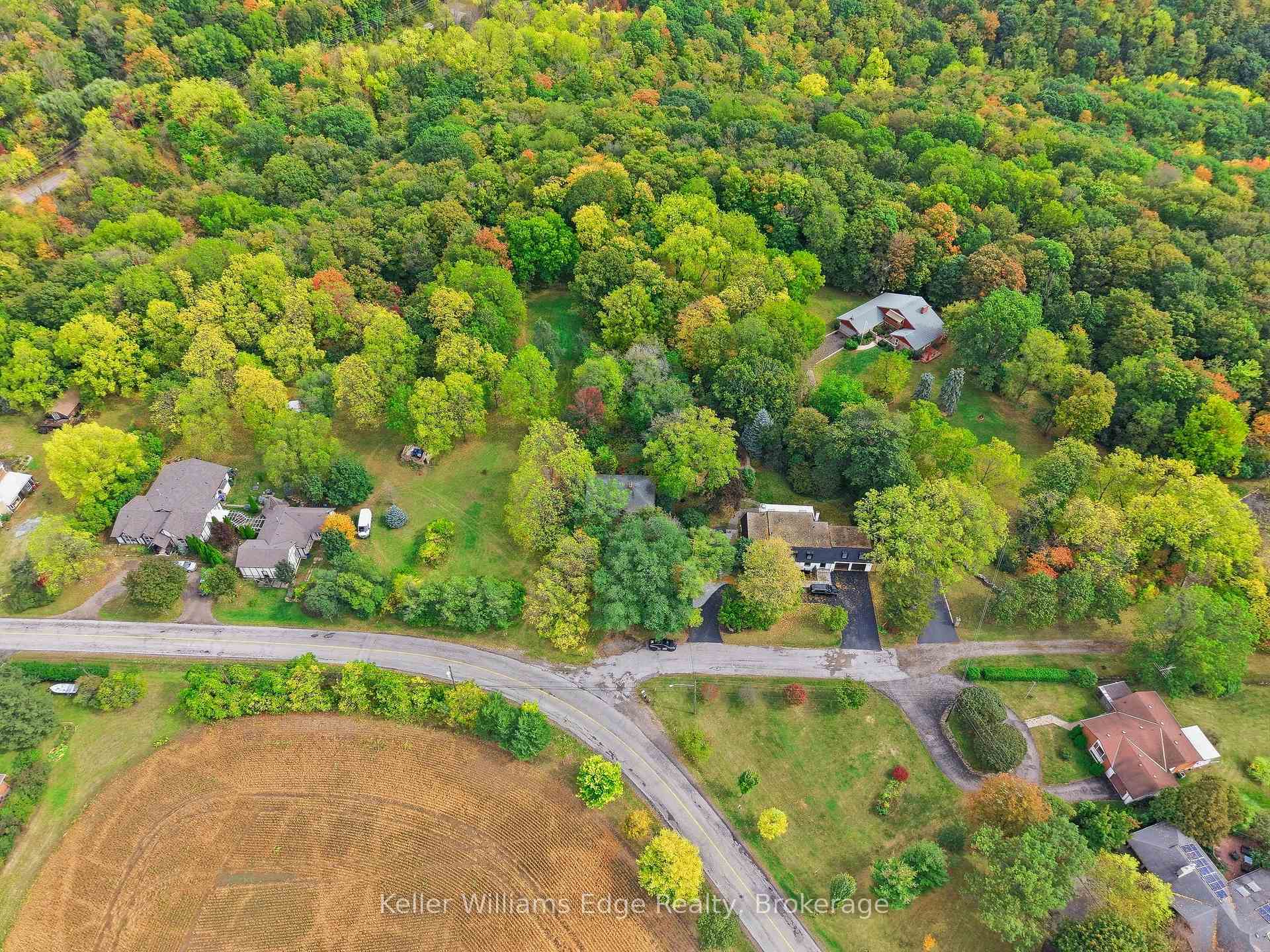 Photo 14 of 402 Rock Chapel Road, Hamilton, Rural Flamborough — HOMEH