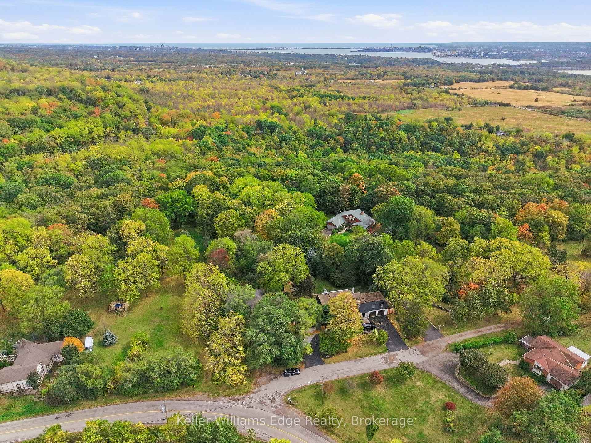 Photo 17 of 402 Rock Chapel Road, Hamilton, Rural Flamborough — HOMEH