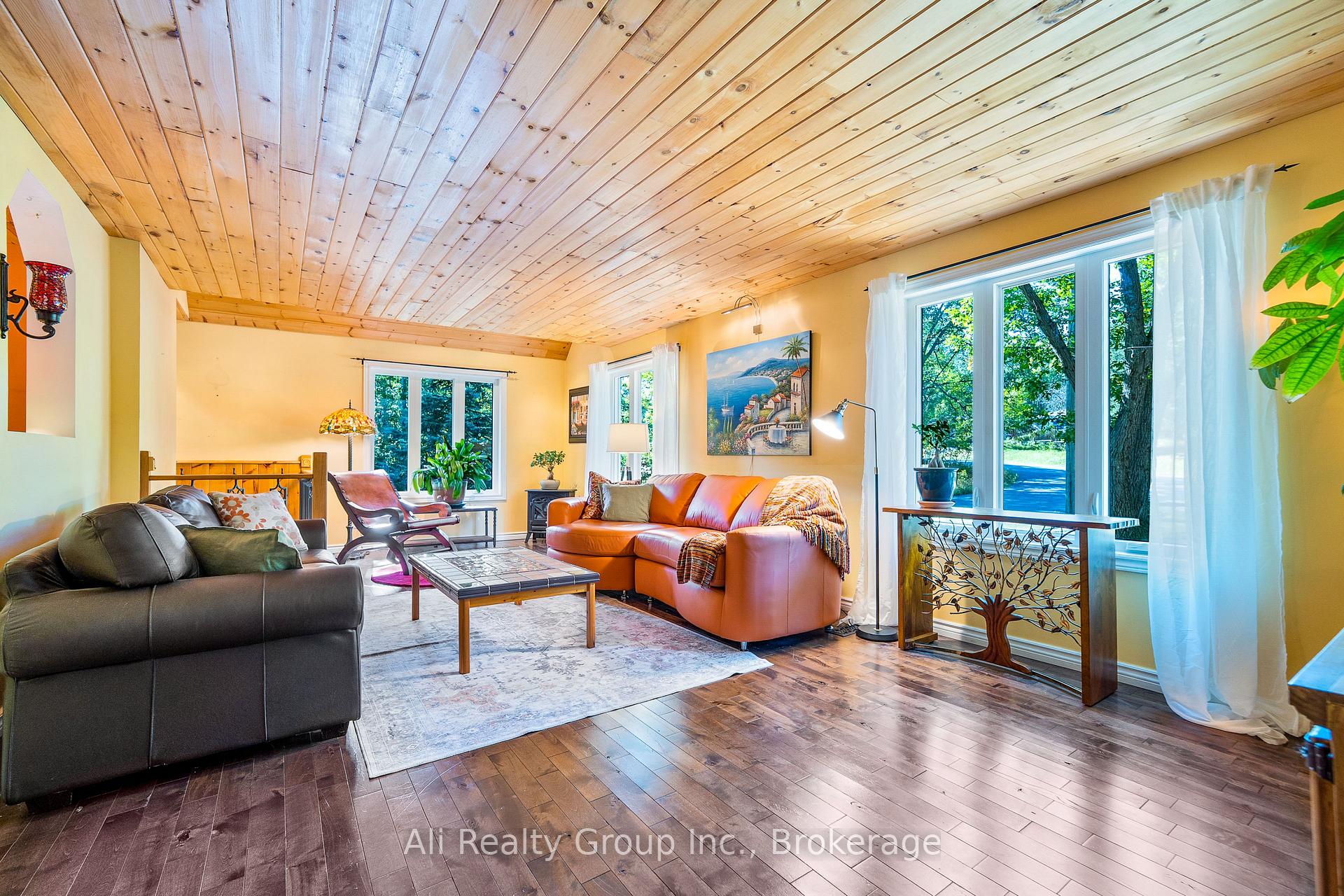 Photo 4 of 190 Woods Road, Ottawa, Constance Bay — HOMEH