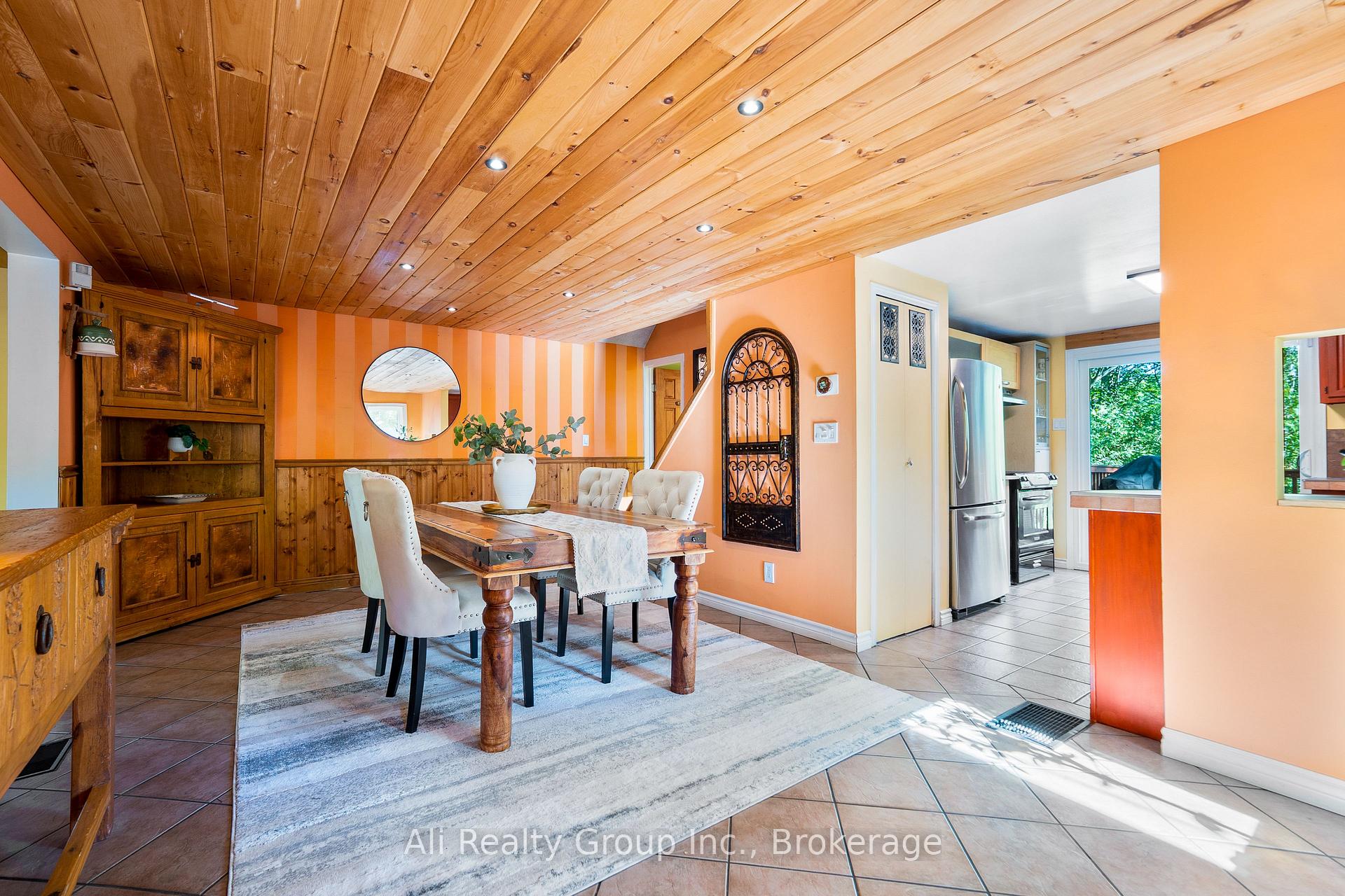 Photo 5 of 190 Woods Road, Ottawa, Constance Bay — HOMEH