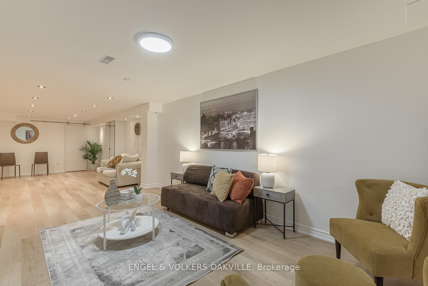 Photo 35 of Unit 18, 1905 Broad Hollow Gate, Mississauga, Erin Mills — HOMEH