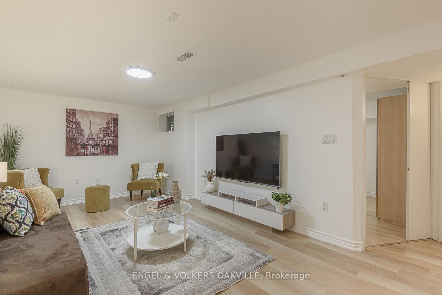Photo 36 of Unit 18, 1905 Broad Hollow Gate, Mississauga, Erin Mills — HOMEH