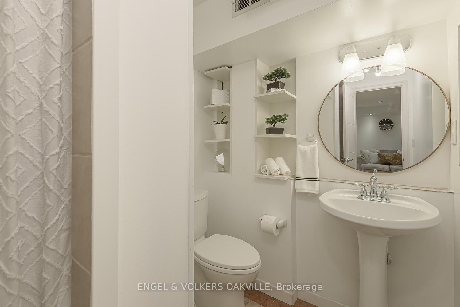 Photo 38 of Unit 18, 1905 Broad Hollow Gate, Mississauga, Erin Mills — HOMEH