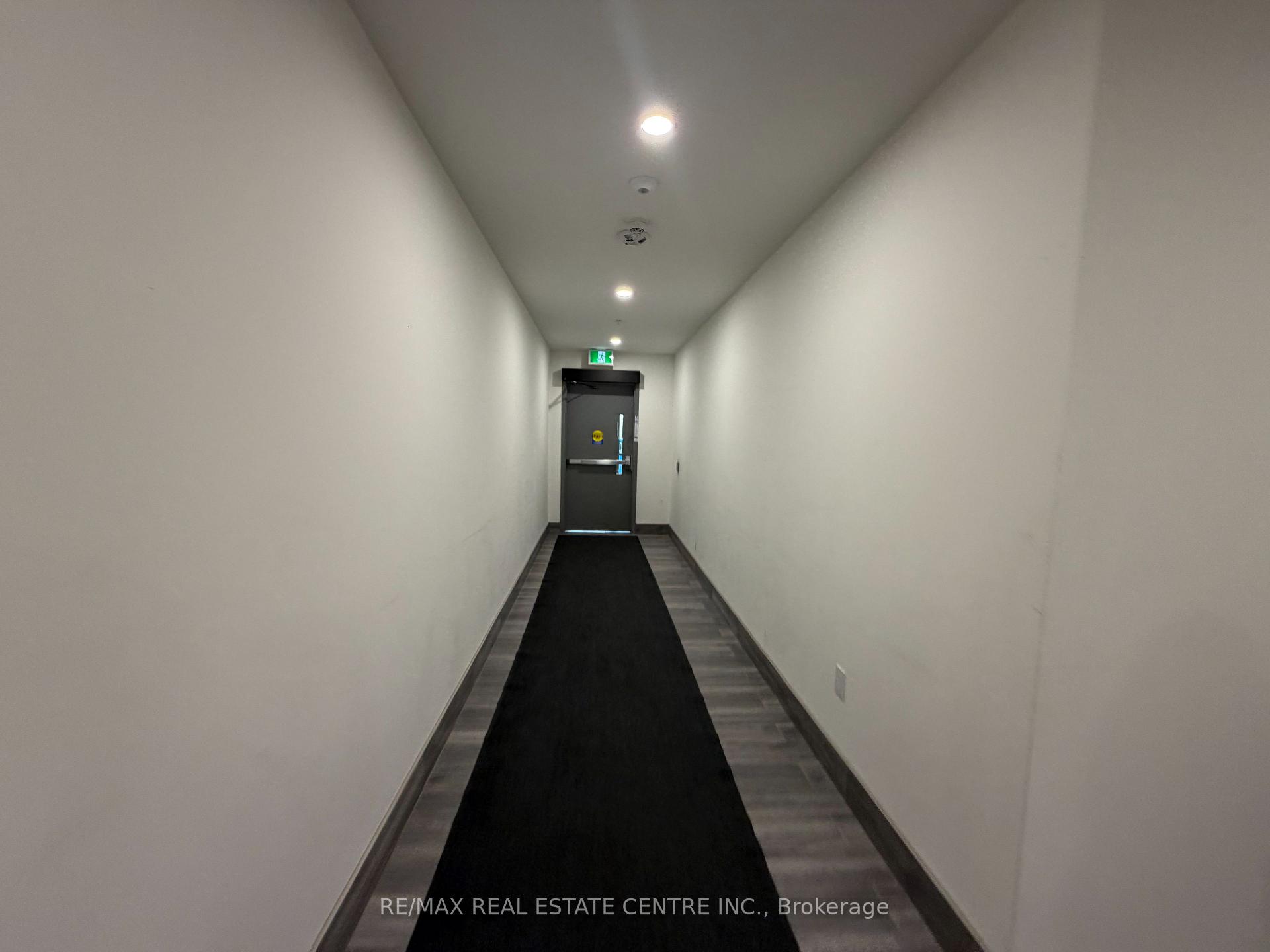 Photo 4 of Unit #105A, 1098 Paisley Road, Guelph, Willow West/Sugarbush/West Acres — HOMEH