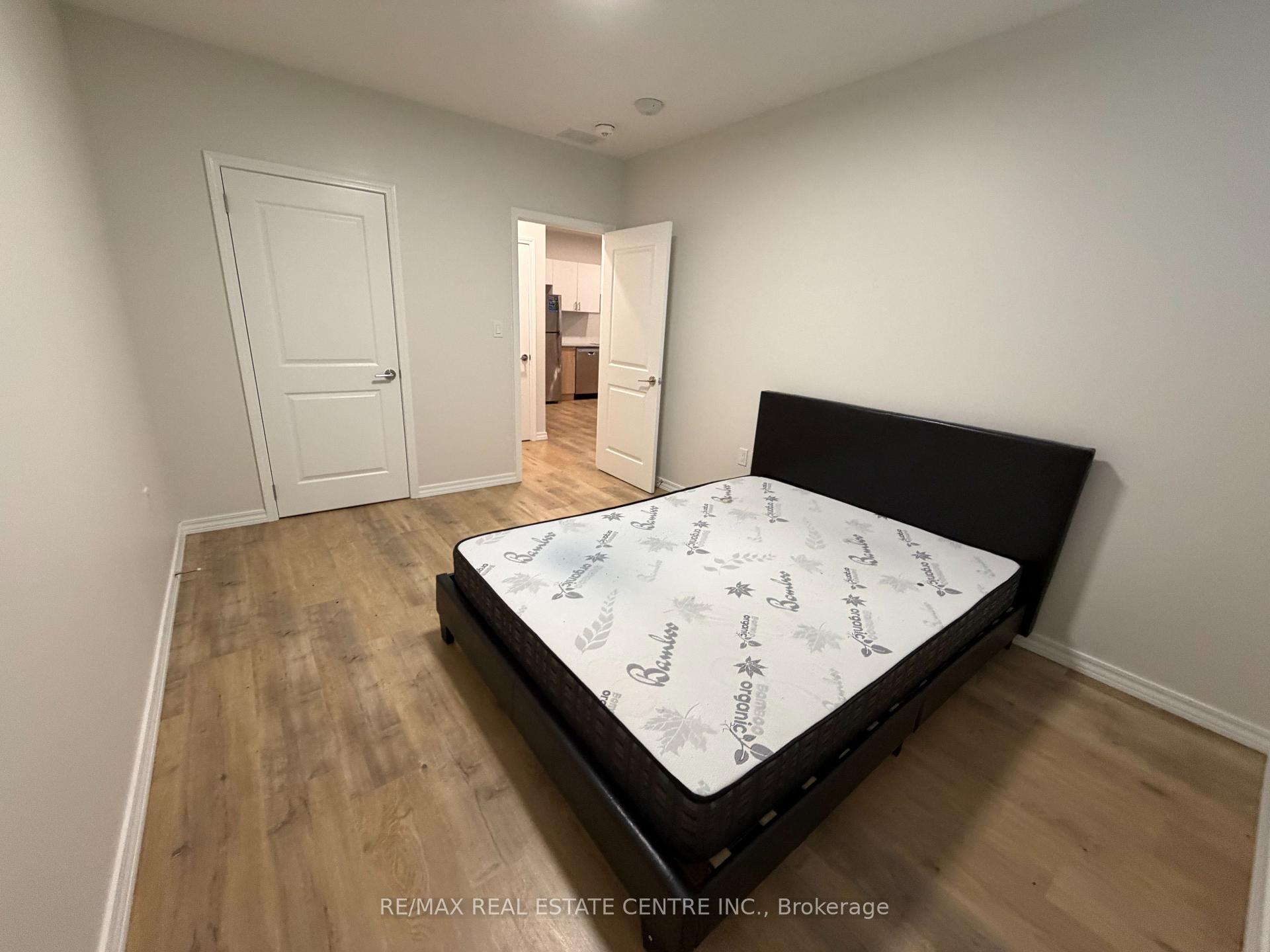 Photo 10 of Unit #105A, 1098 Paisley Road, Guelph, Willow West/Sugarbush/West Acres — HOMEH