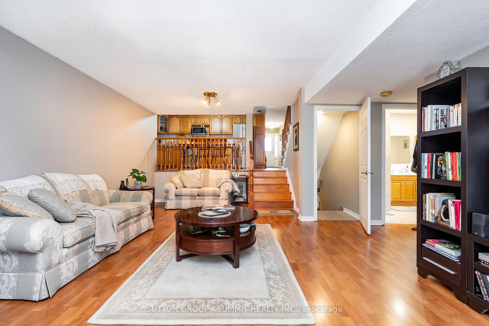Photo 12 of 437 Eaglewood Drive, Hamilton, Eleanor — HOMEH