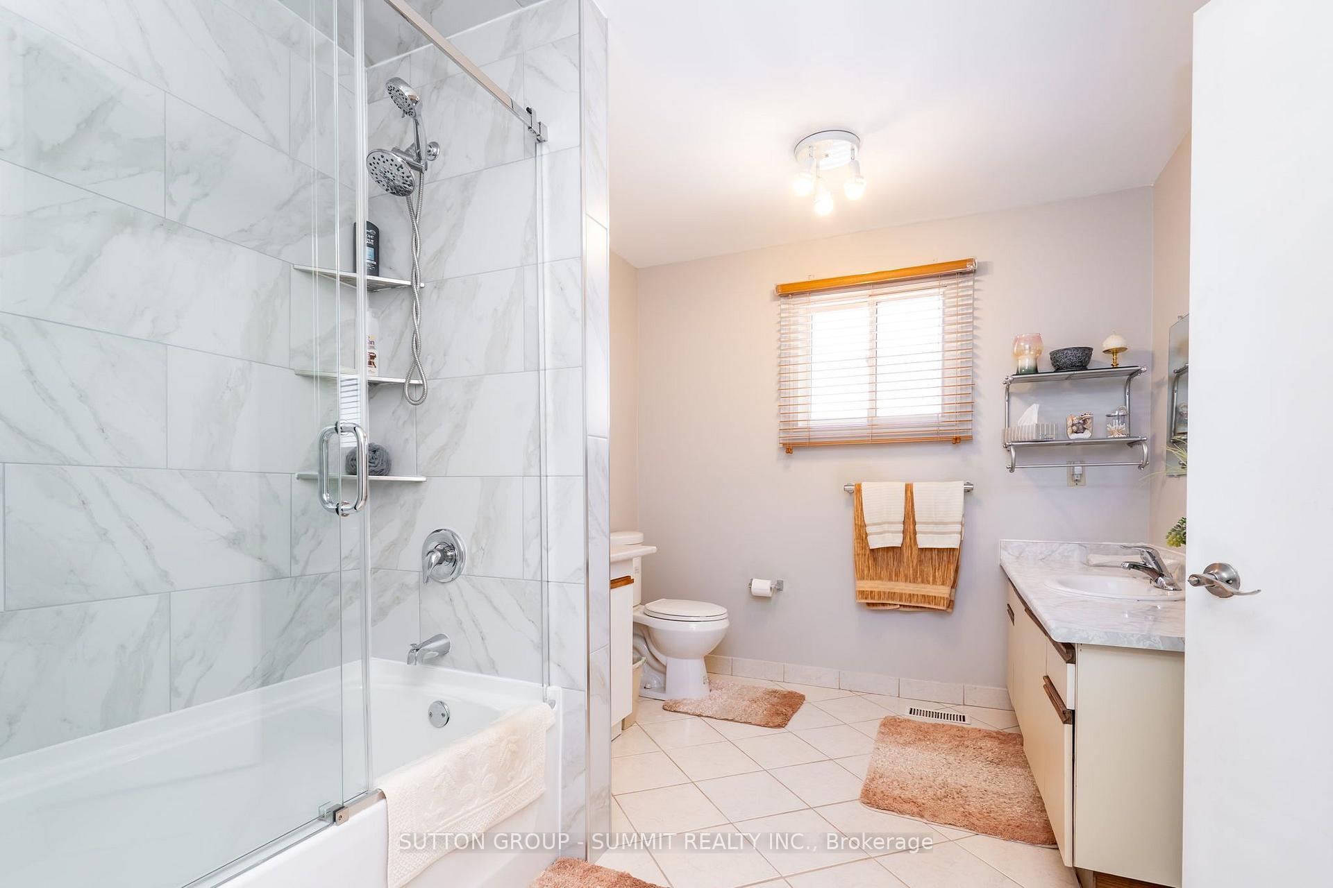 Photo 18 of 437 Eaglewood Drive, Hamilton, Eleanor — HOMEH