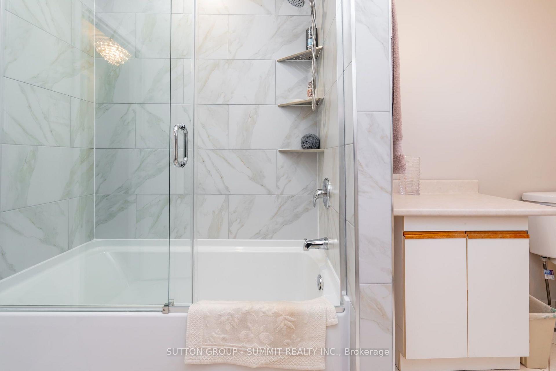 Photo 20 of 437 Eaglewood Drive, Hamilton, Eleanor — HOMEH