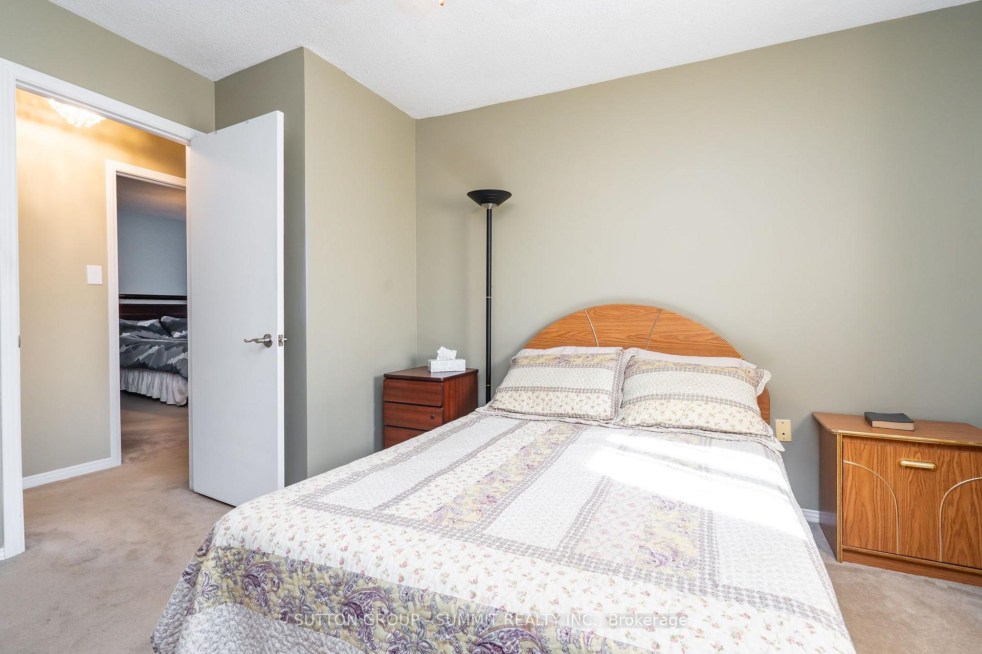 Photo 22 of 437 Eaglewood Drive, Hamilton, Eleanor — HOMEH