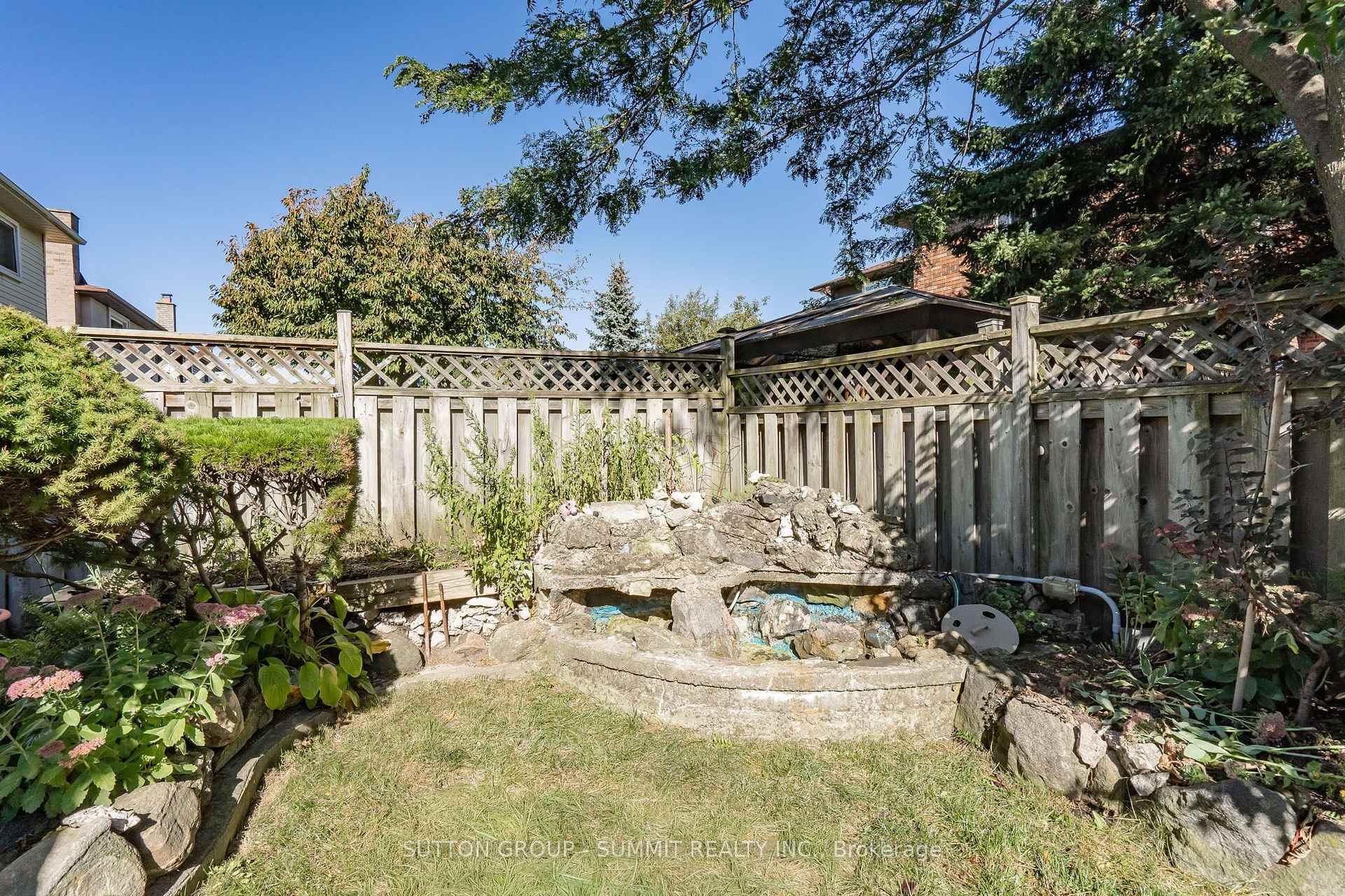 Photo 32 of 437 Eaglewood Drive, Hamilton, Eleanor — HOMEH