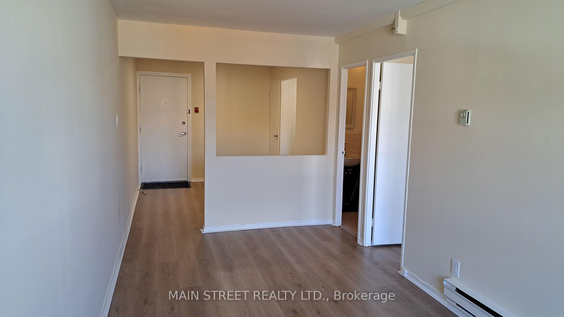 Photo 9 of Unit 3, 2588A Yonge Street, Toronto, Lawrence Park South — HOMEH