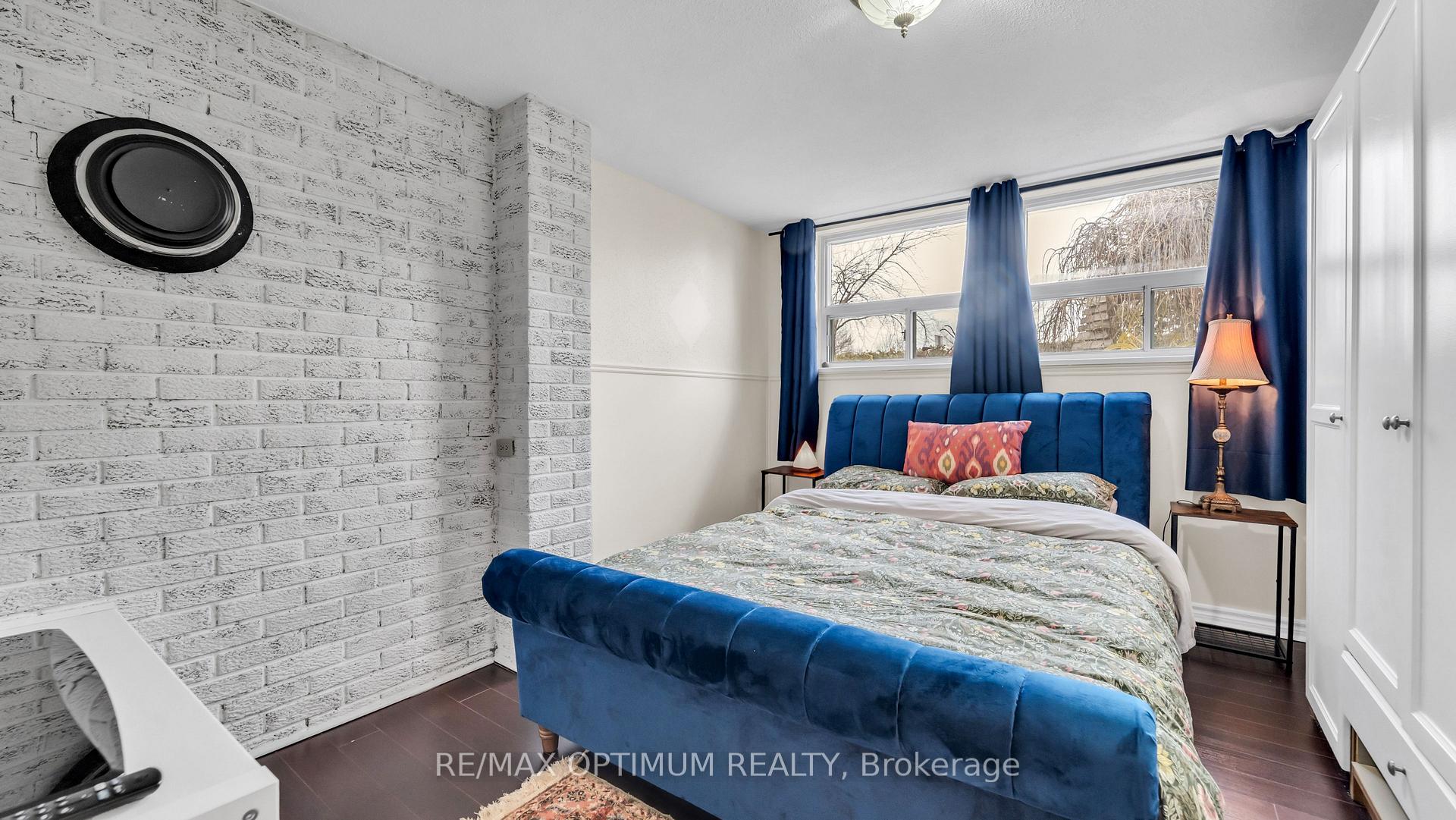 Photo 30 of 1 Dundee Drive, North York, York University Heights — HOMEH