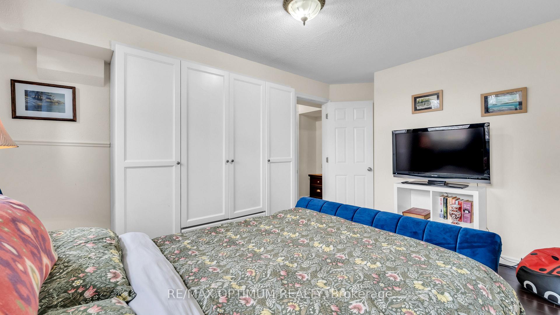 Photo 31 of 1 Dundee Drive, North York, York University Heights — HOMEH