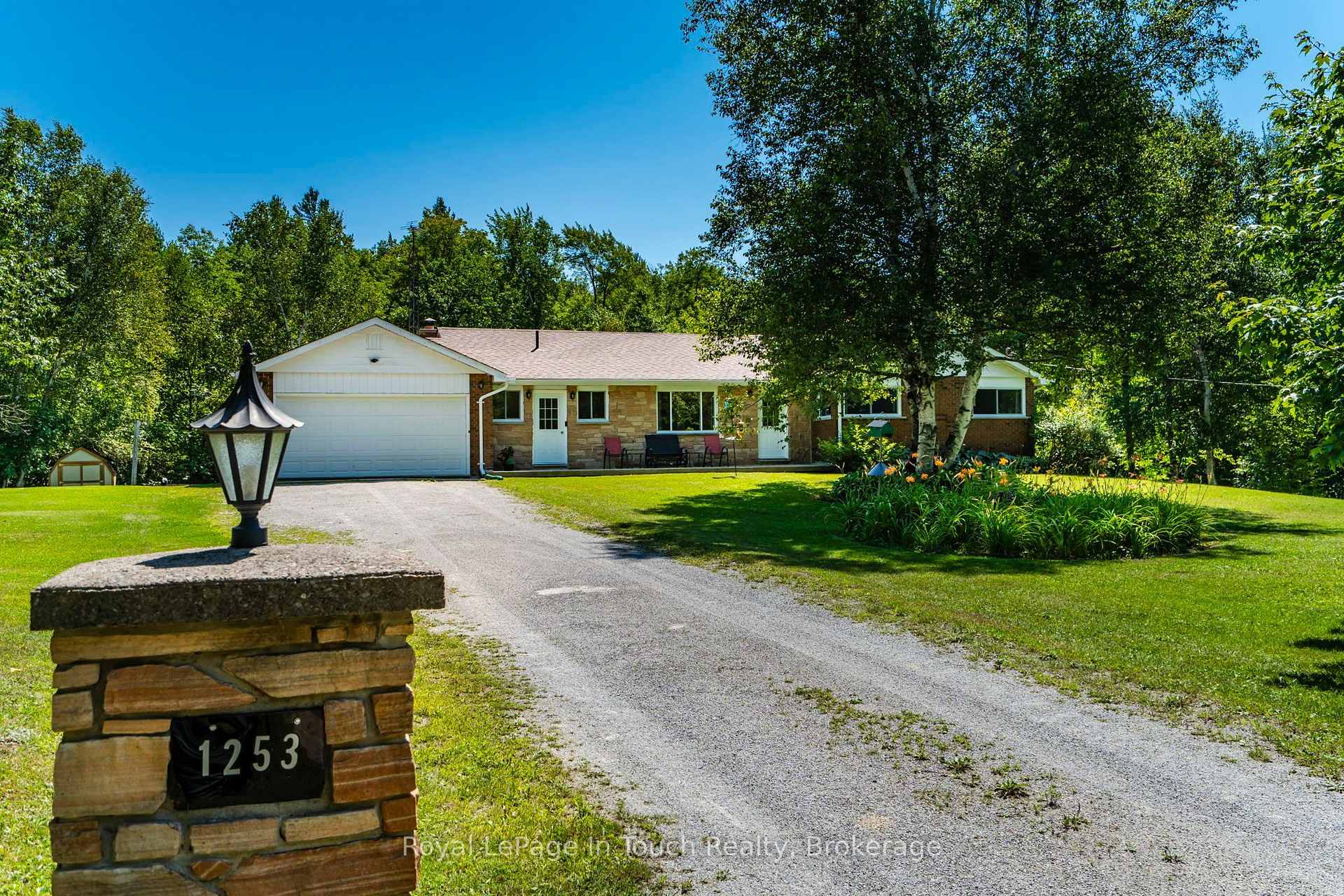 Photo of 1253 Kitchen Side Road