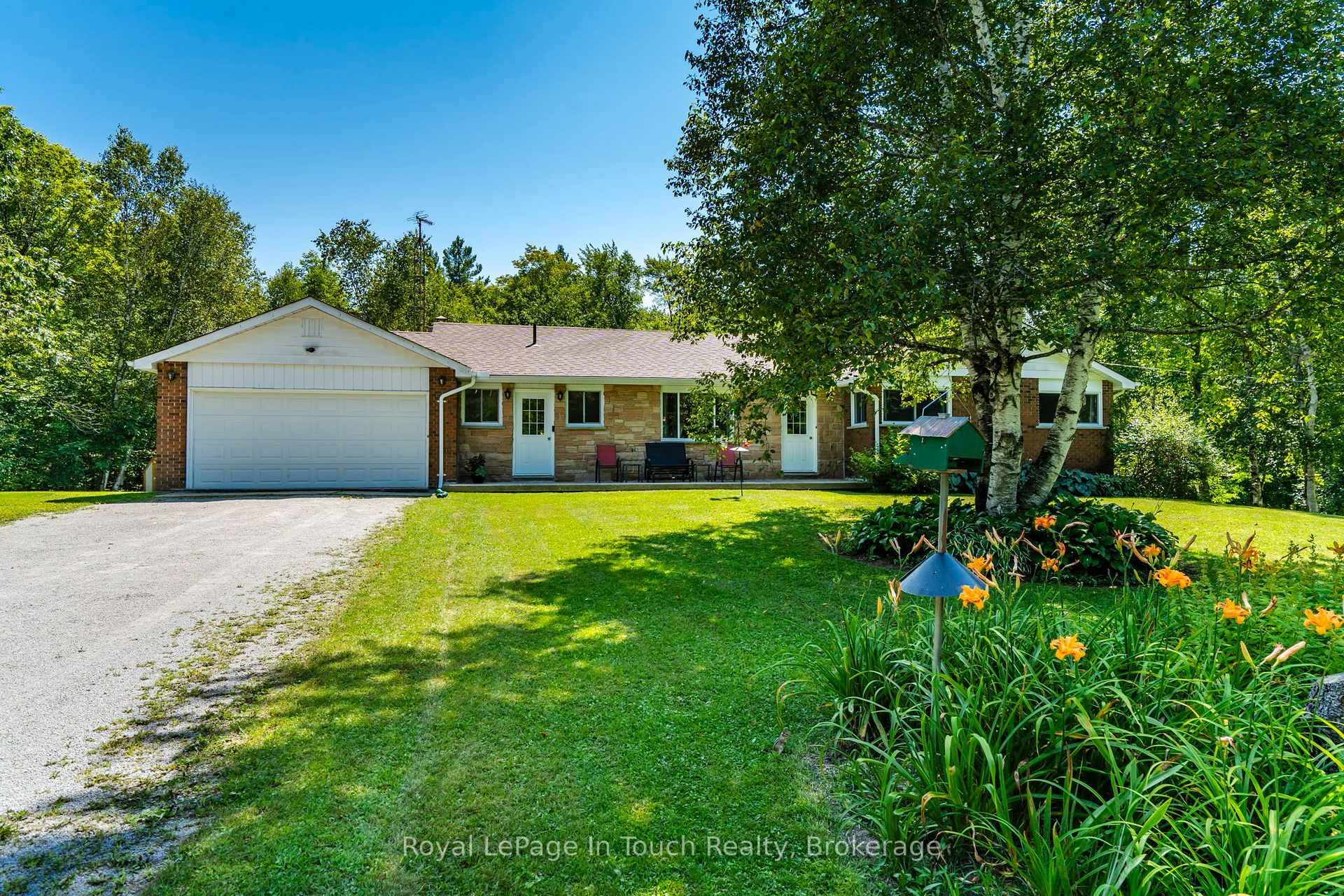 Photo 2 of 1253 Kitchen Side Road, Severn, Rural Severn — HOMEH