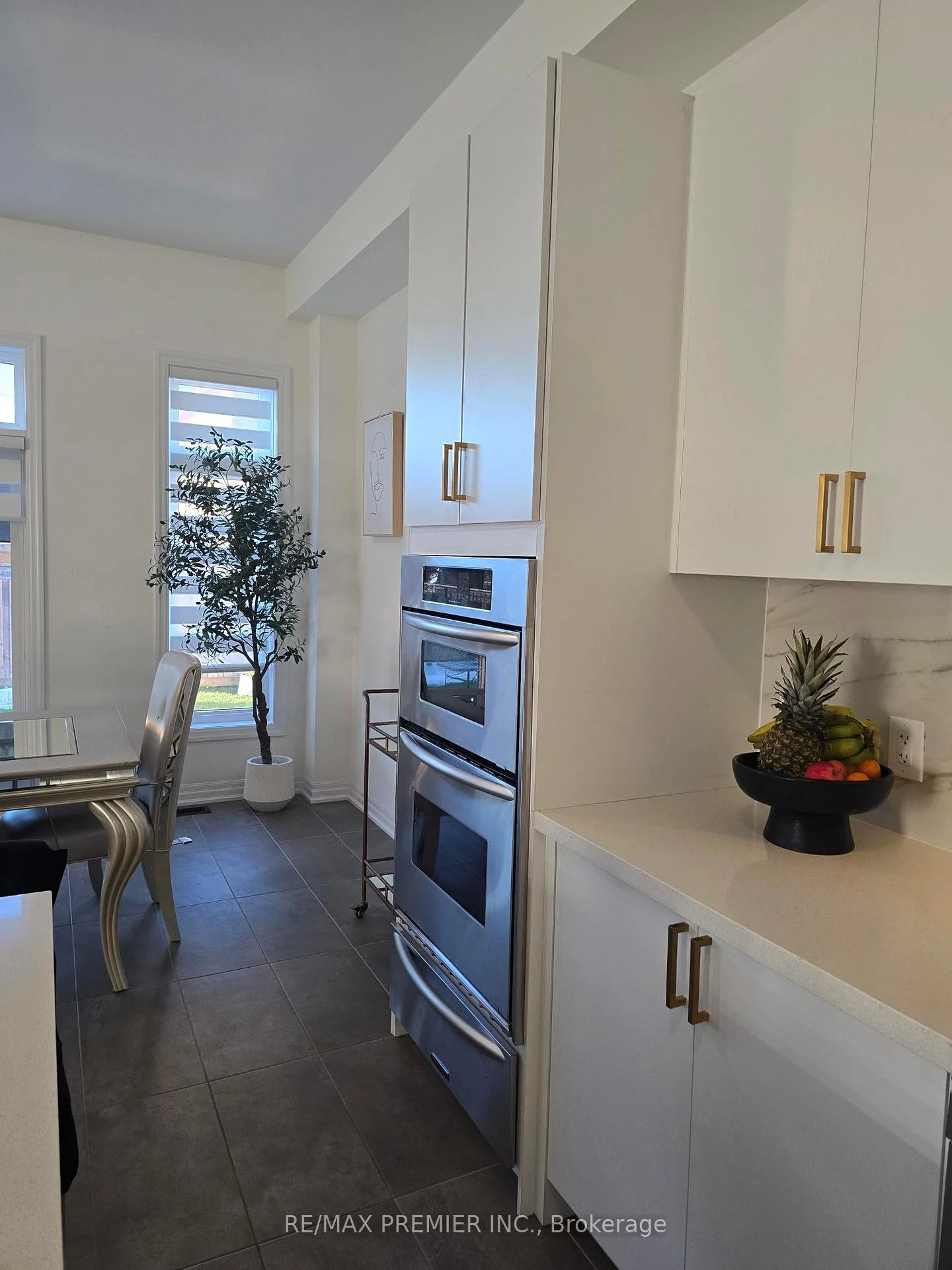 Photo 40 of 106 Ed Ewert Avenue, Clarington, Newcastle — HOMEH