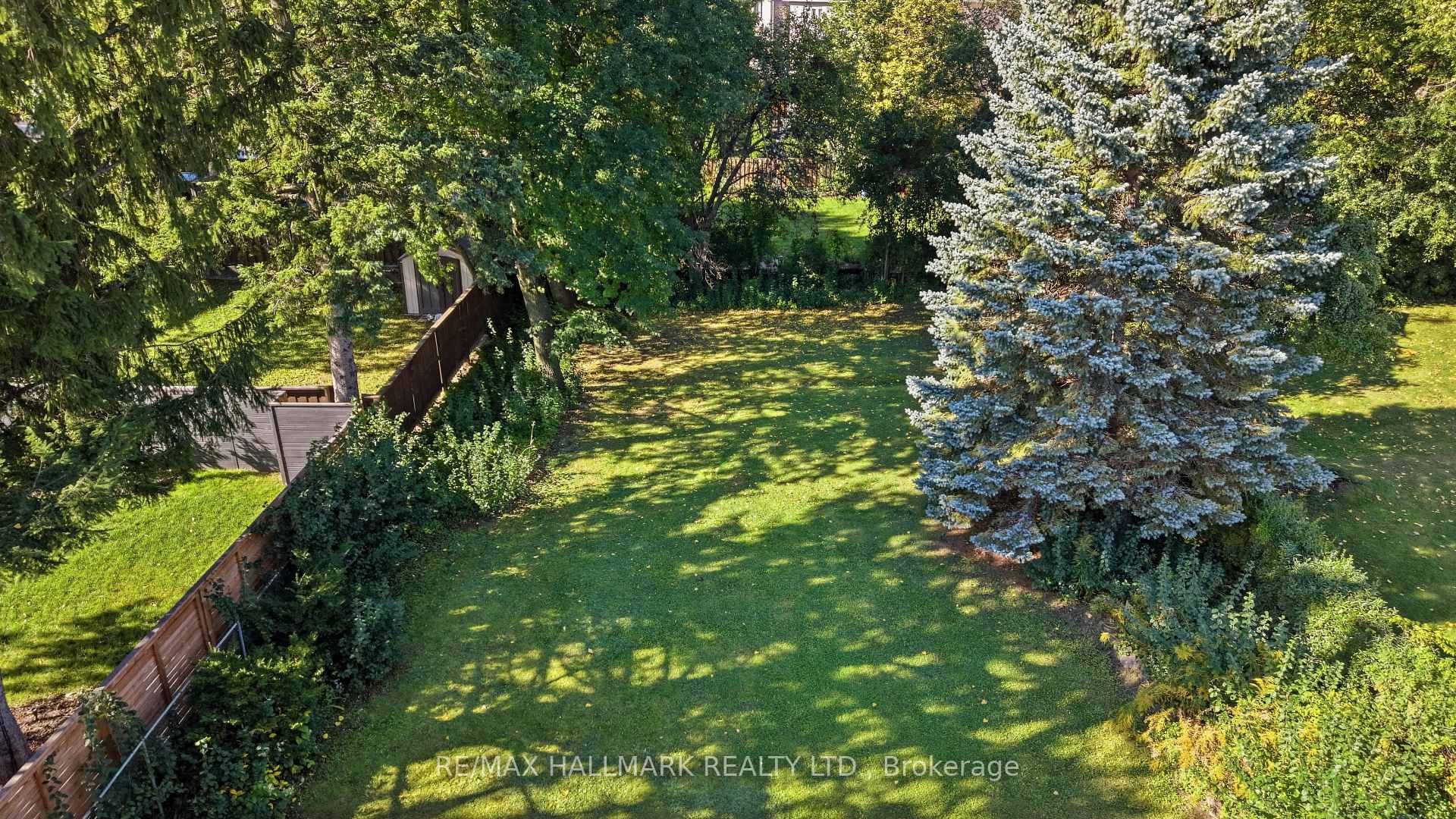 Photo 19 of 24 & 26 Wynn Road, North York, Willowdale West — HOMEH