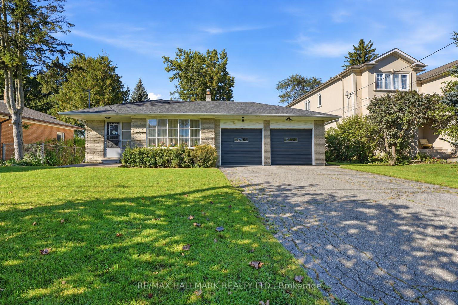 Photo 21 of 24 & 26 Wynn Road, North York, Willowdale West — HOMEH