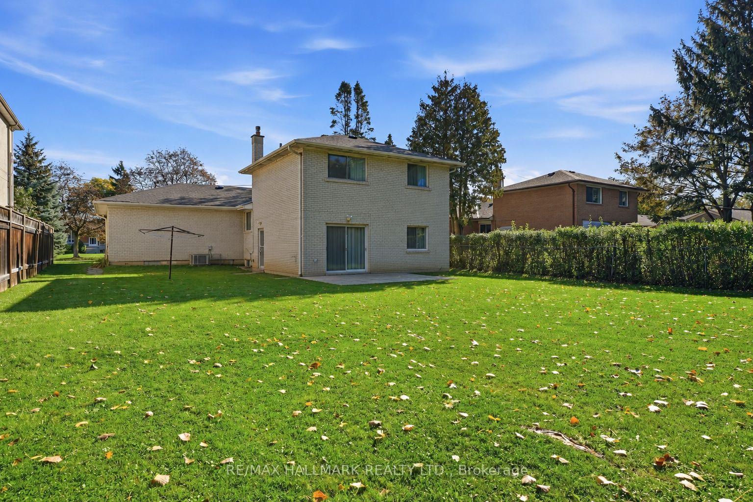 Photo 23 of 24 & 26 Wynn Road, North York, Willowdale West — HOMEH