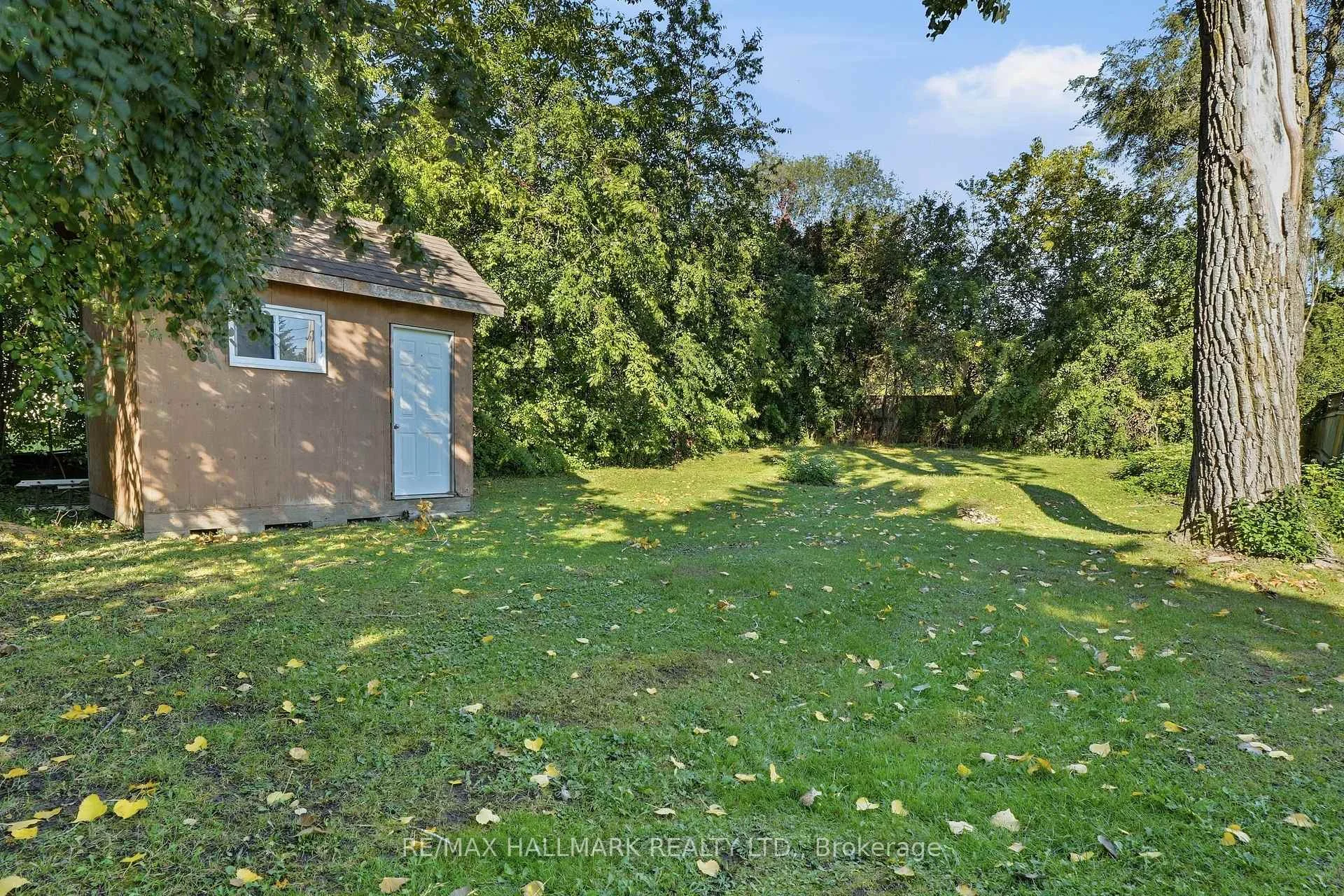 Photo 30 of 24 & 26 Wynn Road, North York, Willowdale West — HOMEH
