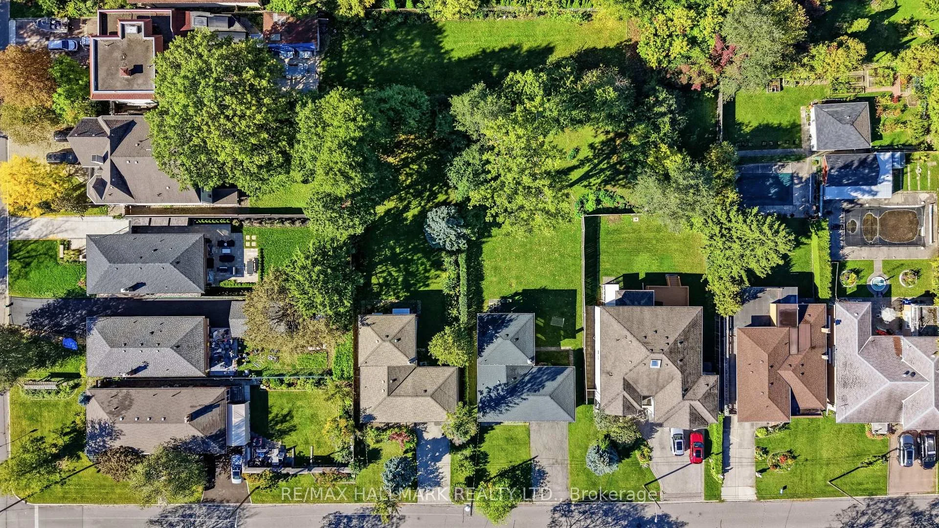 Photo 36 of 24 & 26 Wynn Road, North York, Willowdale West — HOMEH