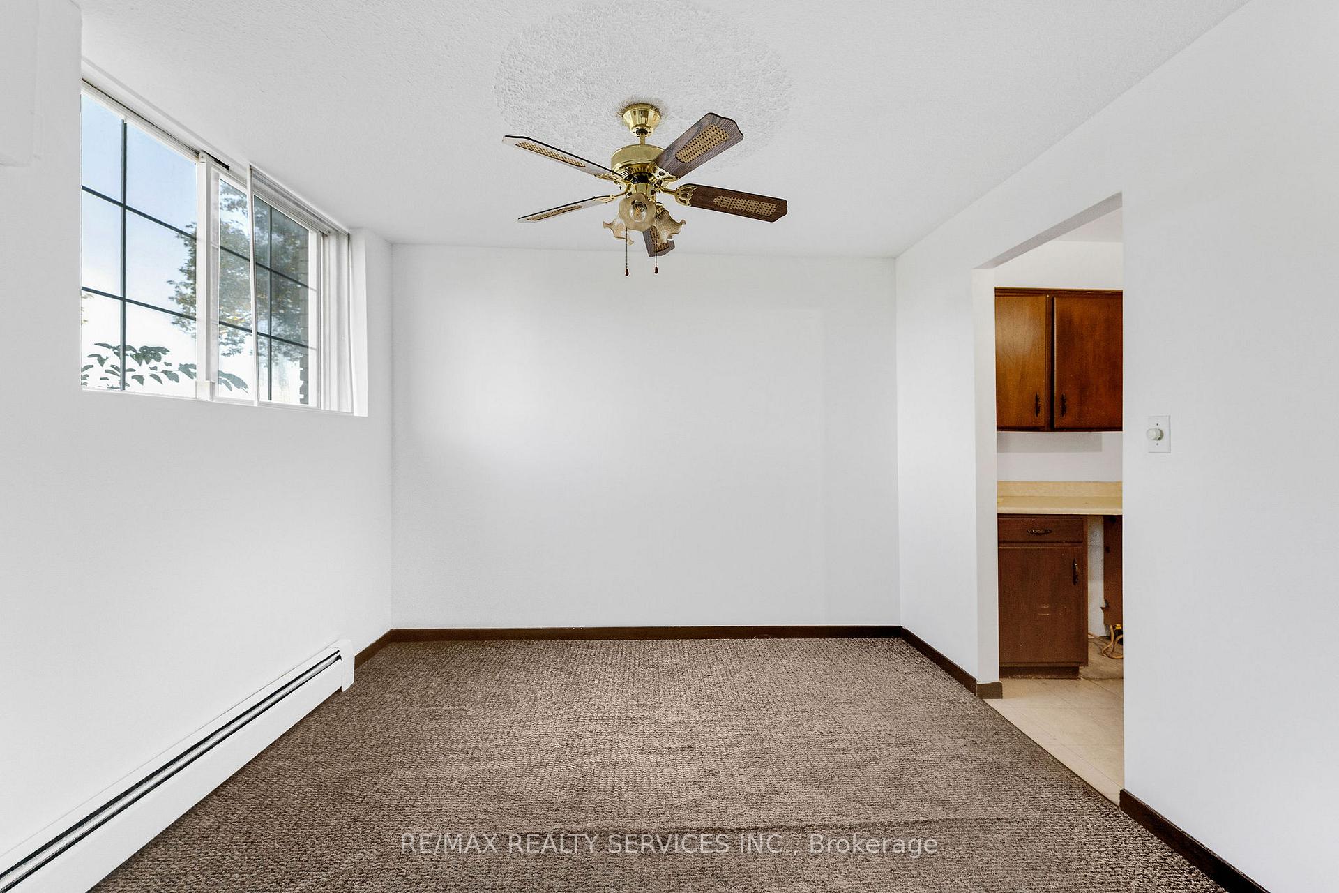 Photo 13 of Unit 206, 4218 Portage Road, Niagara Falls, Cherrywood — HOMEH