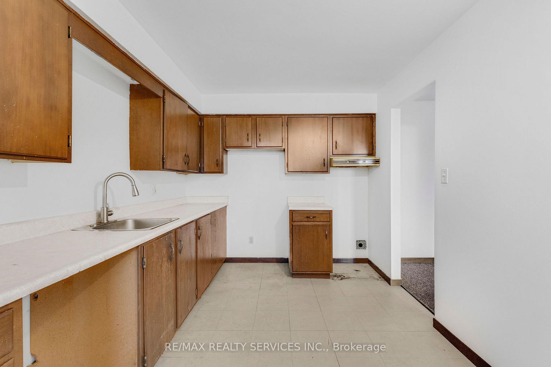 Photo 15 of Unit 206, 4218 Portage Road, Niagara Falls, Cherrywood — HOMEH