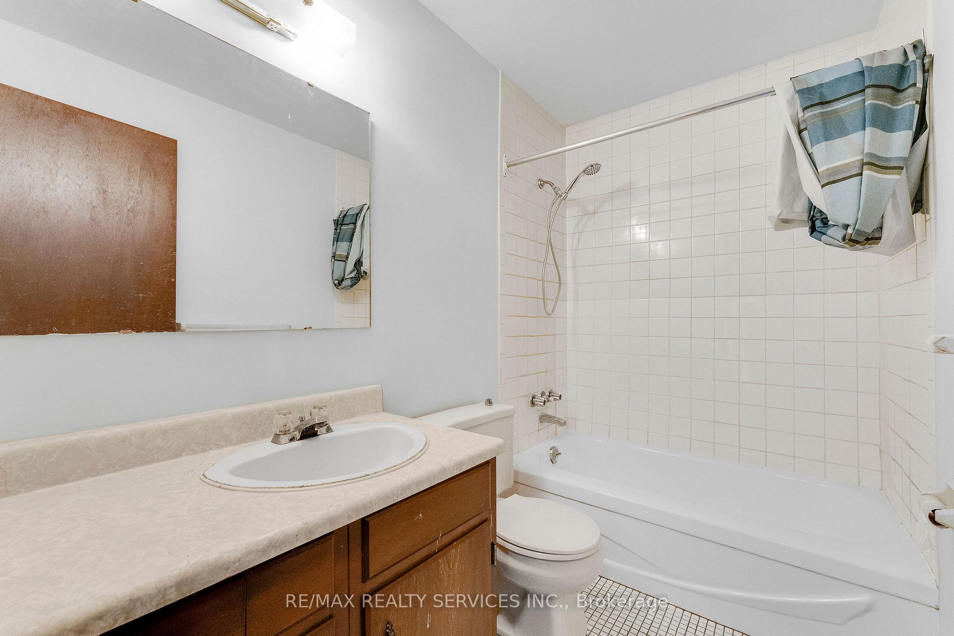 Photo 31 of Unit 206, 4218 Portage Road, Niagara Falls, Cherrywood — HOMEH