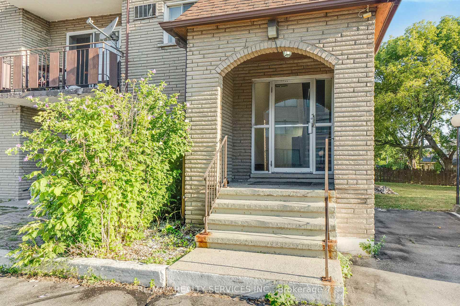 Photo 45 of Unit 206, 4218 Portage Road, Niagara Falls, Cherrywood — HOMEH