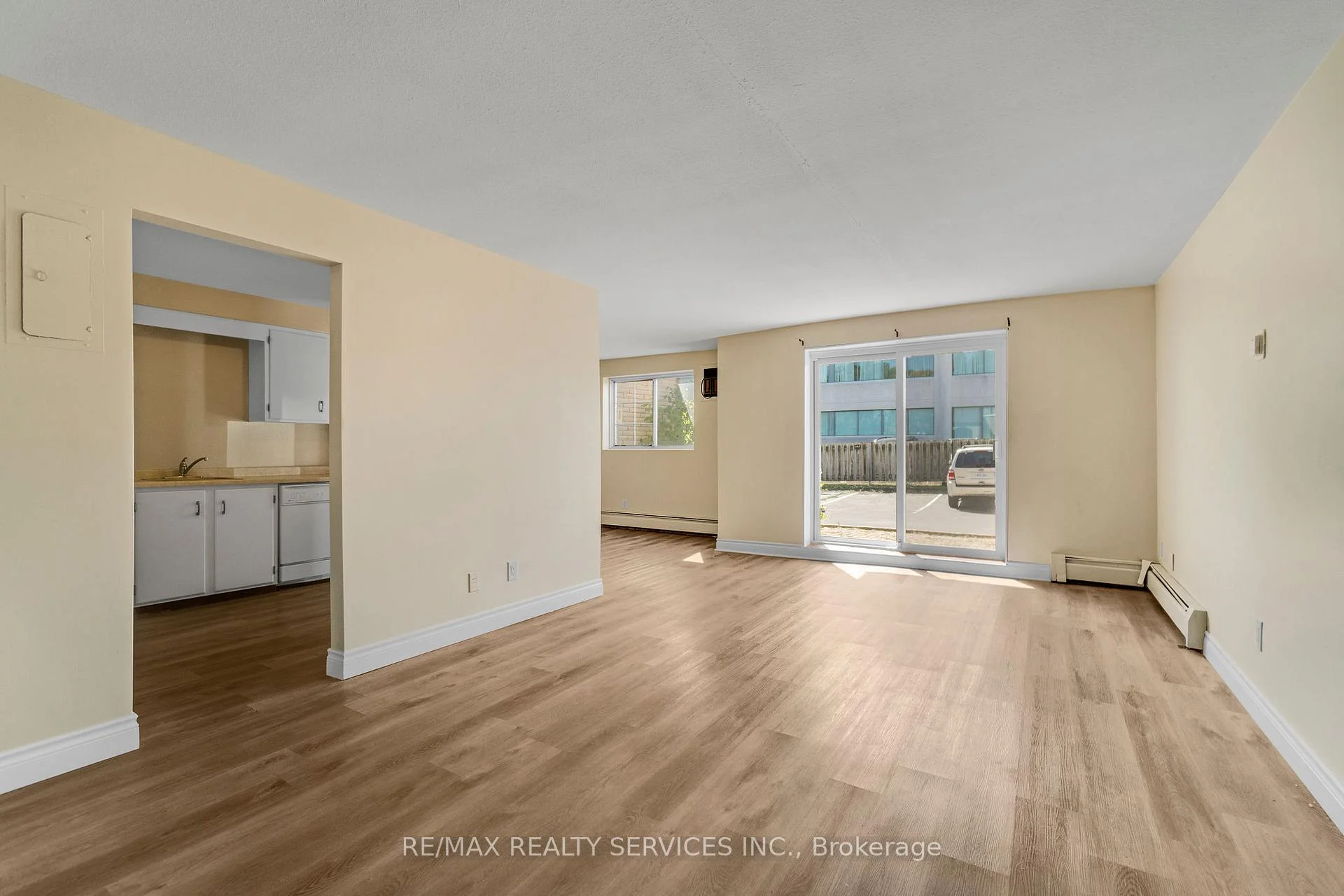 Photo 14 of Unit 206, 4218 Portage Road, Niagara Falls, Cherrywood — HOMEH