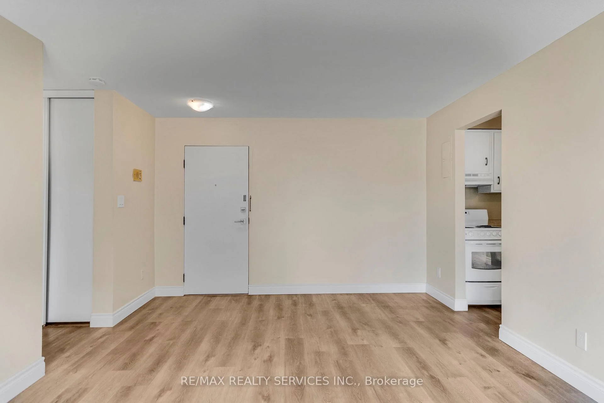 Photo 16 of Unit 206, 4218 Portage Road, Niagara Falls, Cherrywood — HOMEH