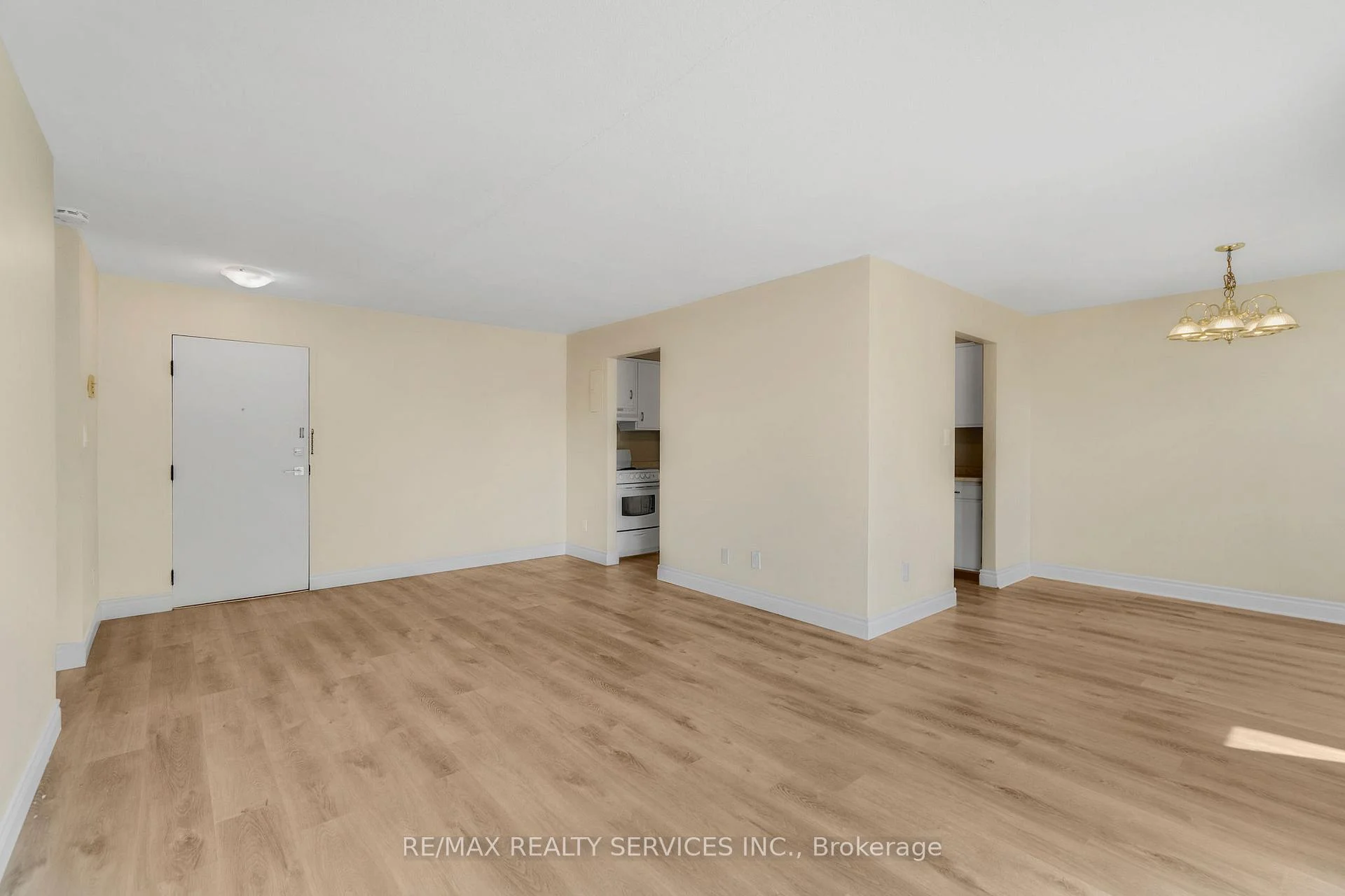 Photo 18 of Unit 206, 4218 Portage Road, Niagara Falls, Cherrywood — HOMEH
