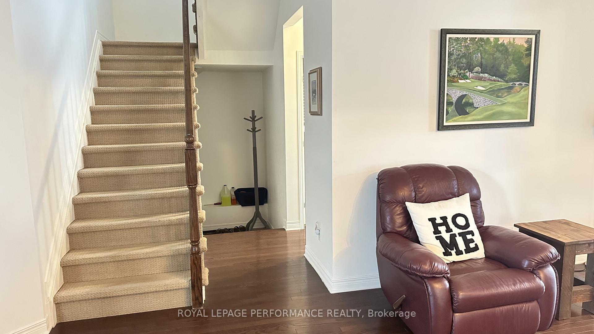 Photo 5 of 368 Antigonish Avenue, Ottawa, Springridge/East Village — HOMEH